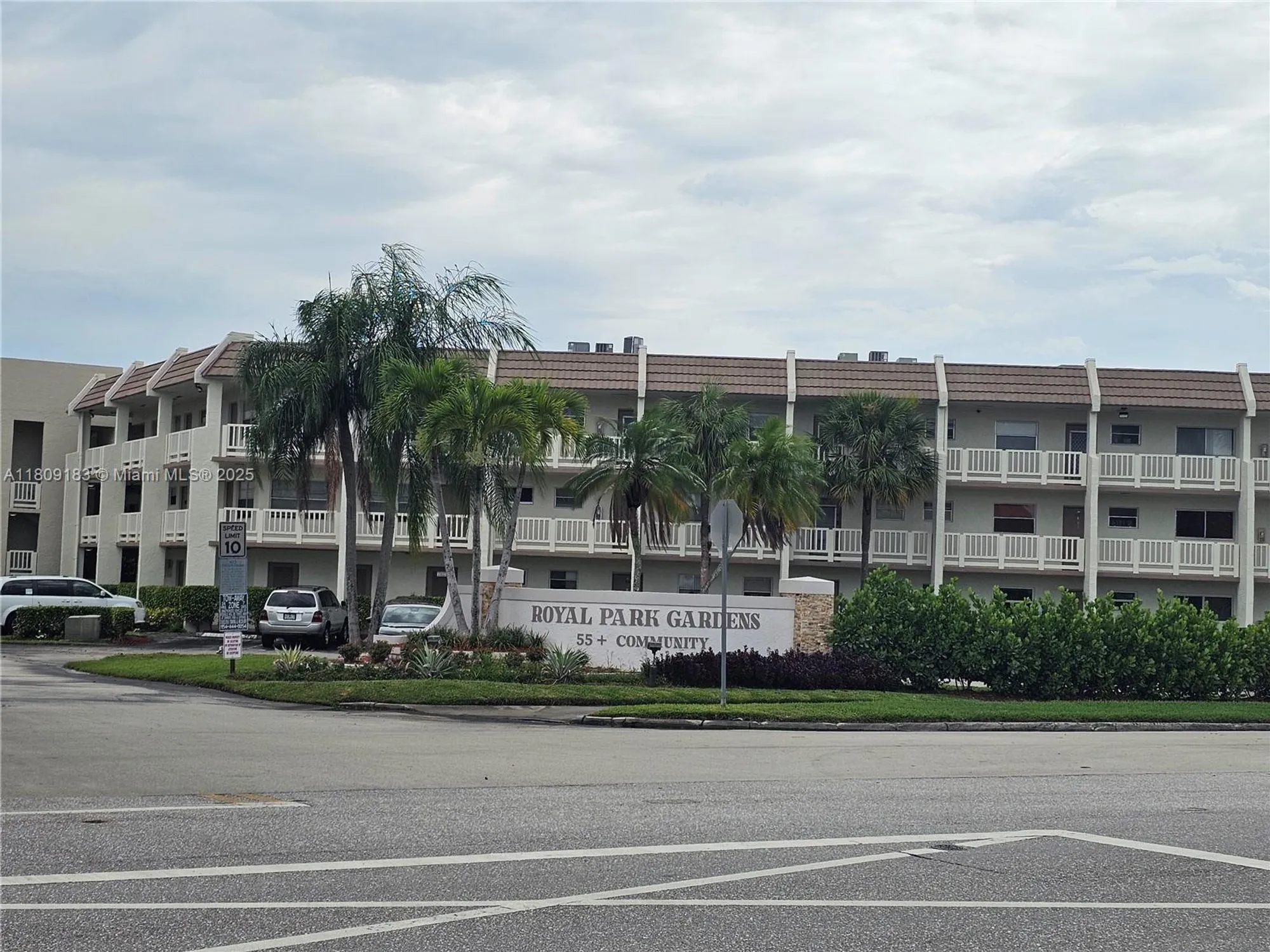 Property Slideshow image 25 of 35 | 6850 r o y a l palm bl 209-g, Margate, FL, 33063