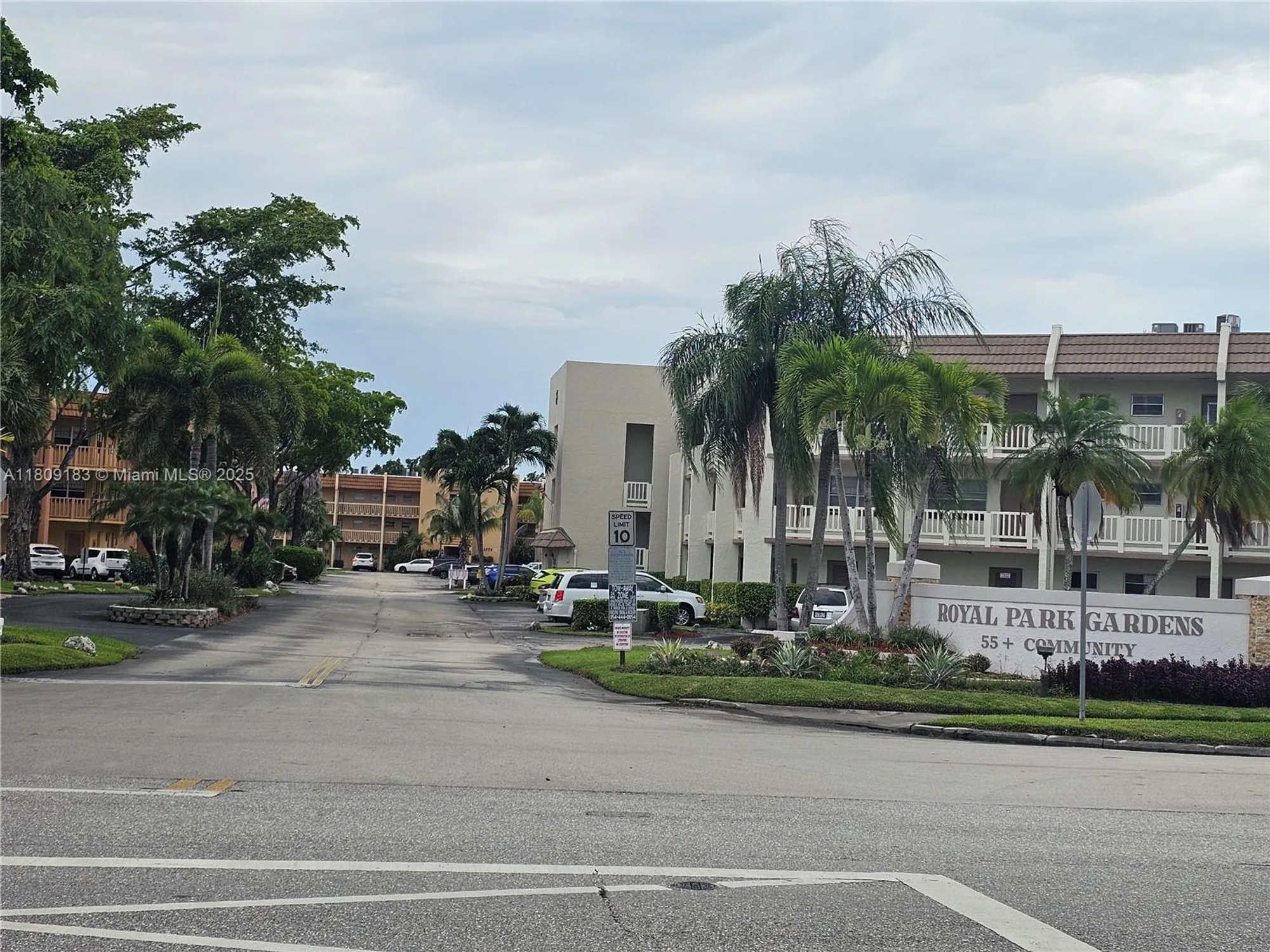 Property Slideshow image 26 of 35 | 6850 r o y a l palm bl 209-g, Margate, FL, 33063