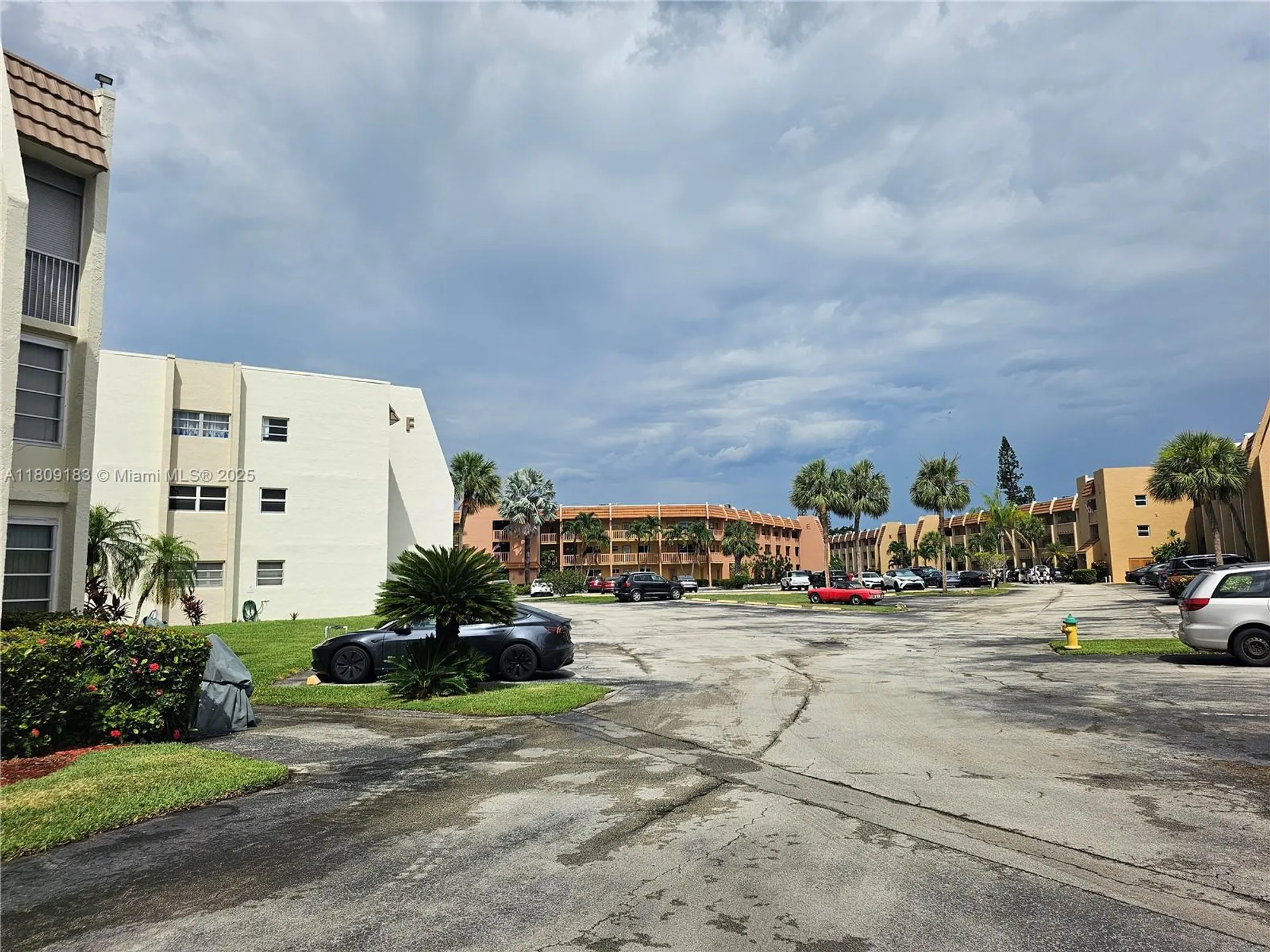 Property Slideshow image 31 of 35 | 6850 r o y a l palm bl 209-g, Margate, FL, 33063