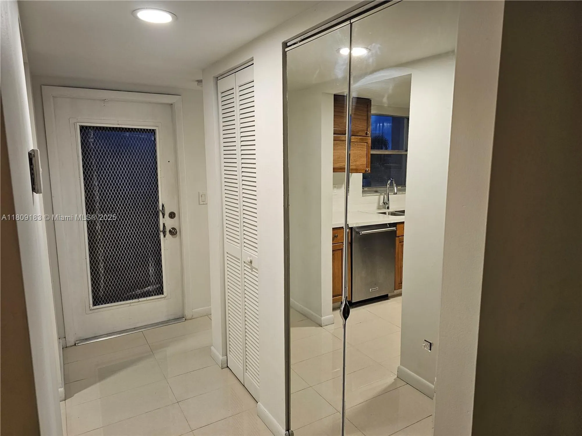 Property Slideshow image 5 of 35 | 6850 r o y a l palm bl 209-g, Margate, FL, 33063