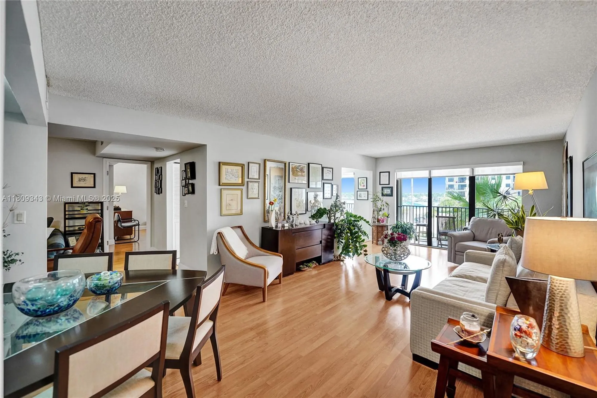 Property Slideshow image 10 of 80 | 1201 s ocean dr 609s, Hollywood, FL, 33019
