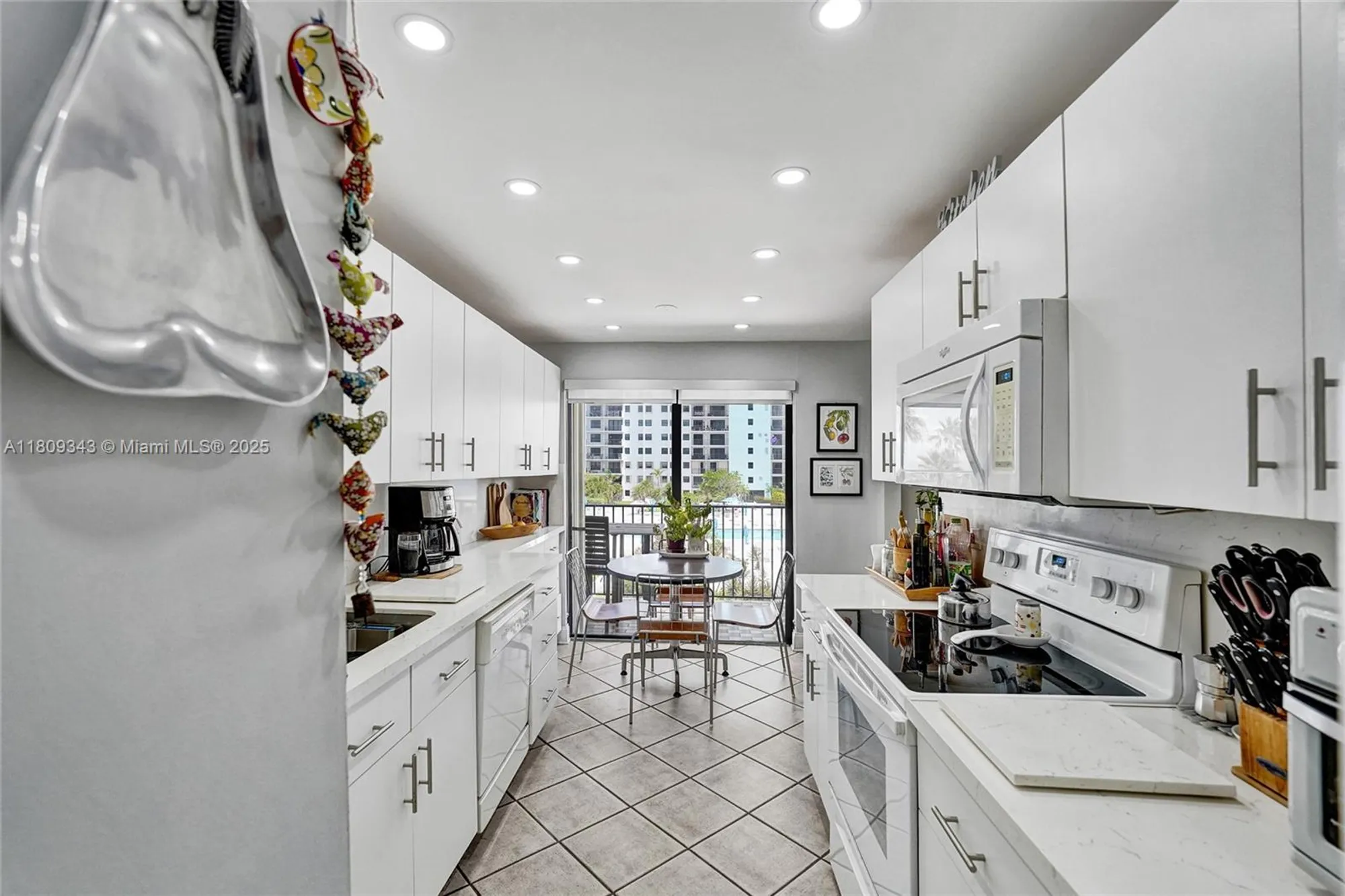 Property Slideshow image 24 of 80 | 1201 s ocean dr 609s, Hollywood, FL, 33019