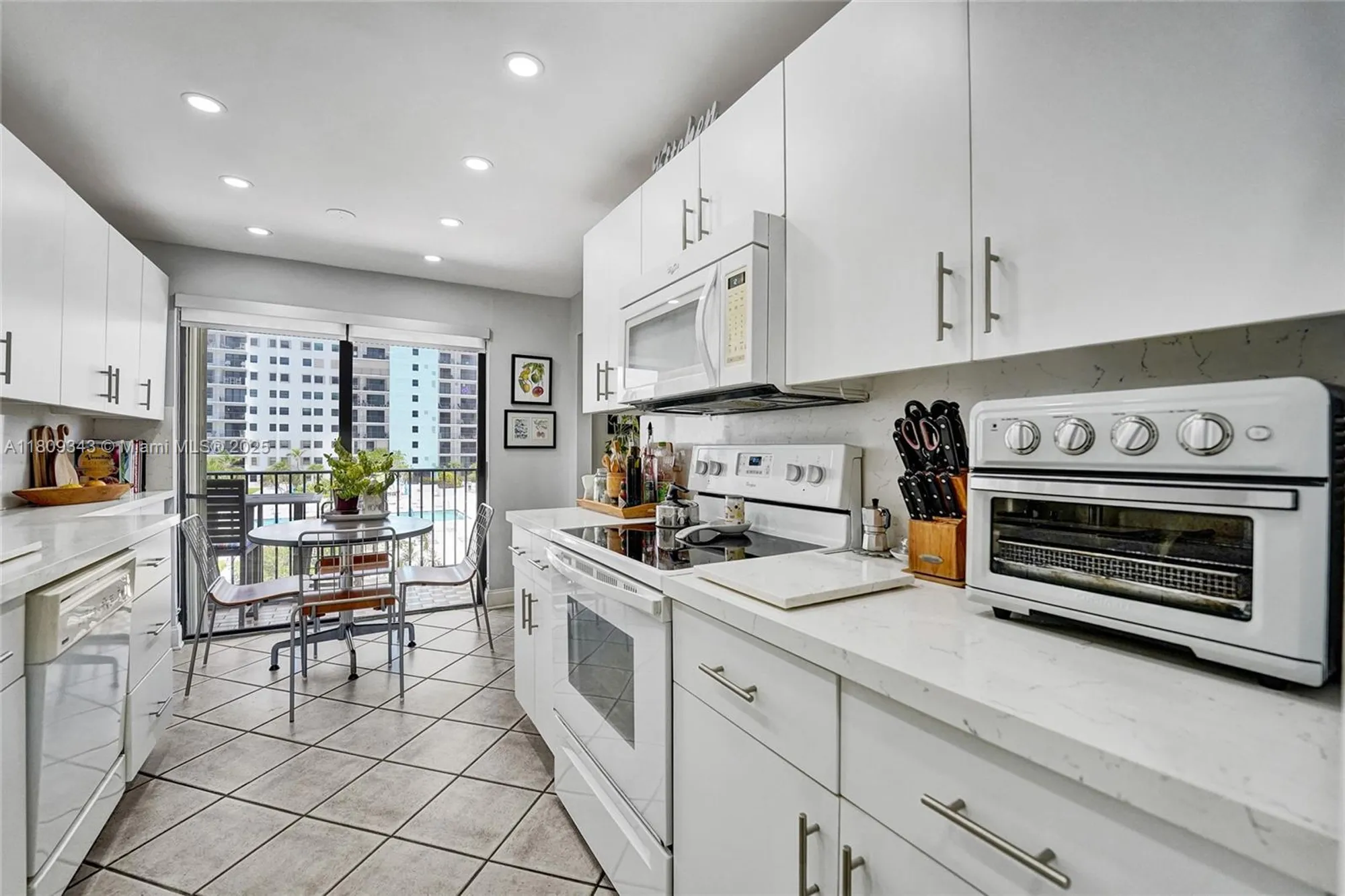 Property Slideshow image 25 of 80 | 1201 s ocean dr 609s, Hollywood, FL, 33019
