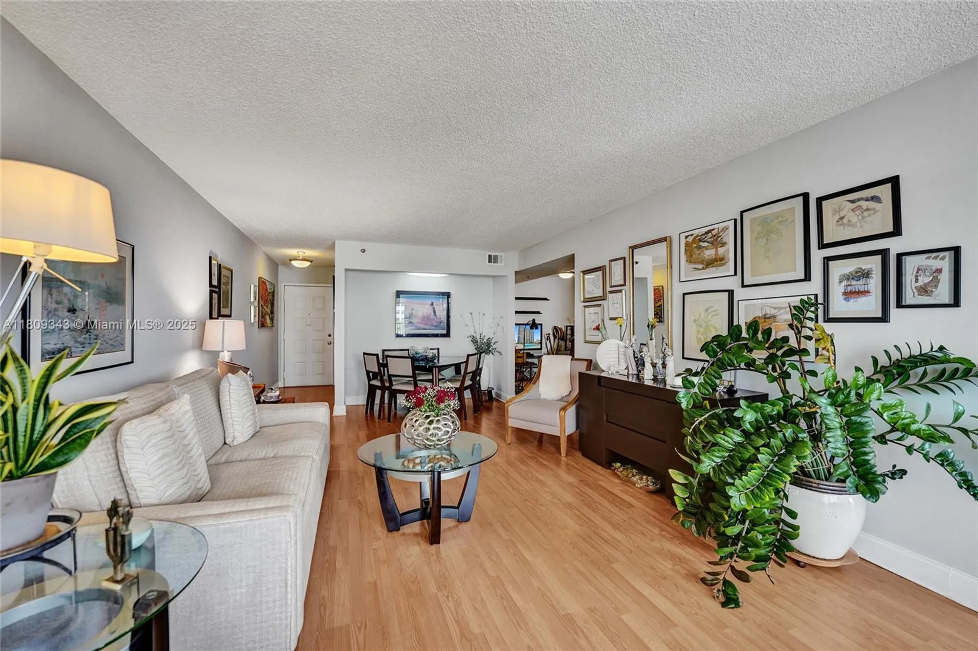 Property Slideshow image 8 of 80 | 1201 s ocean dr 609s, Hollywood, FL, 33019