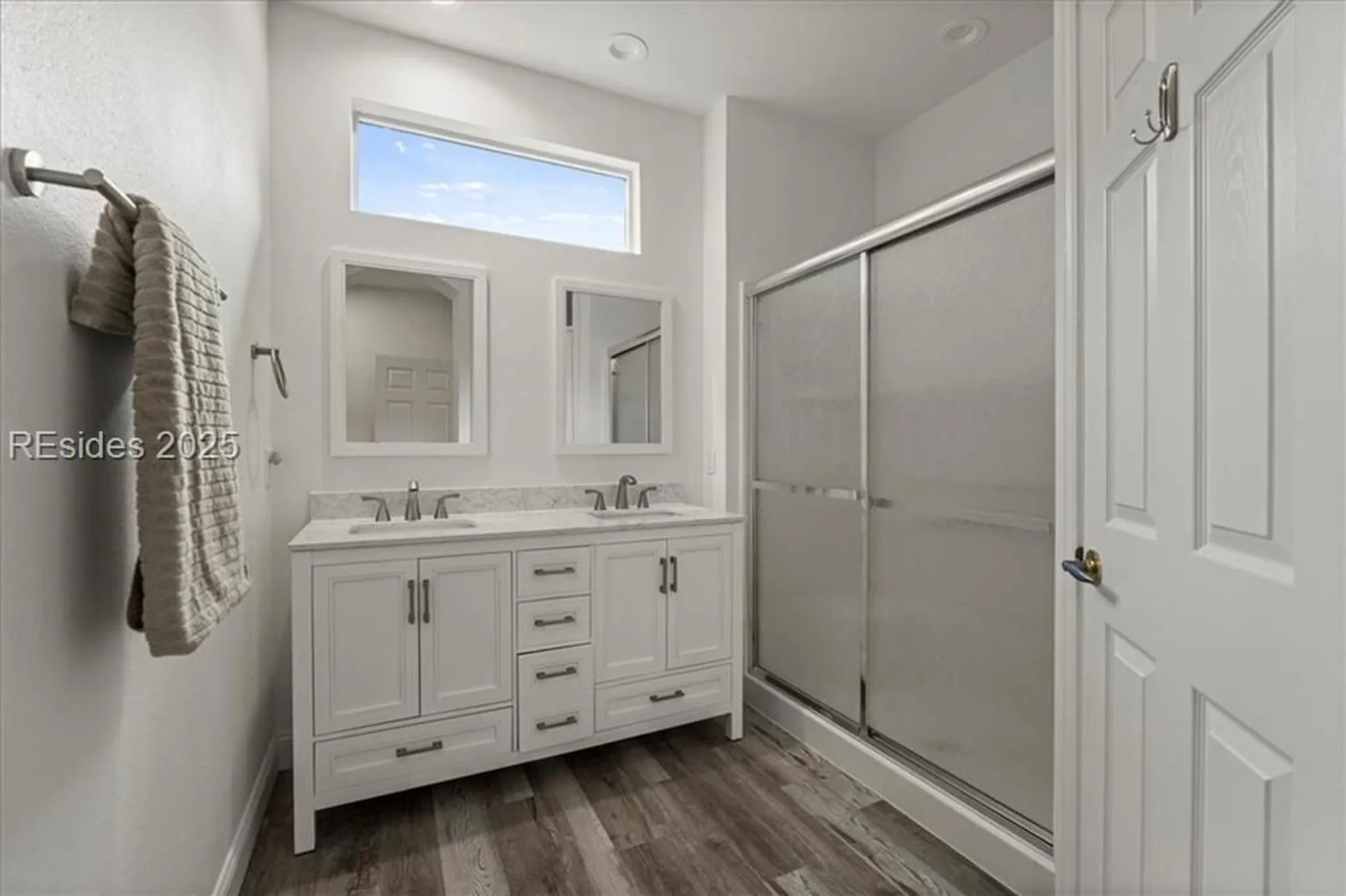 Property Slideshow image 15 of 24 | 61 hampton cir, Bluffton, SC, 29909