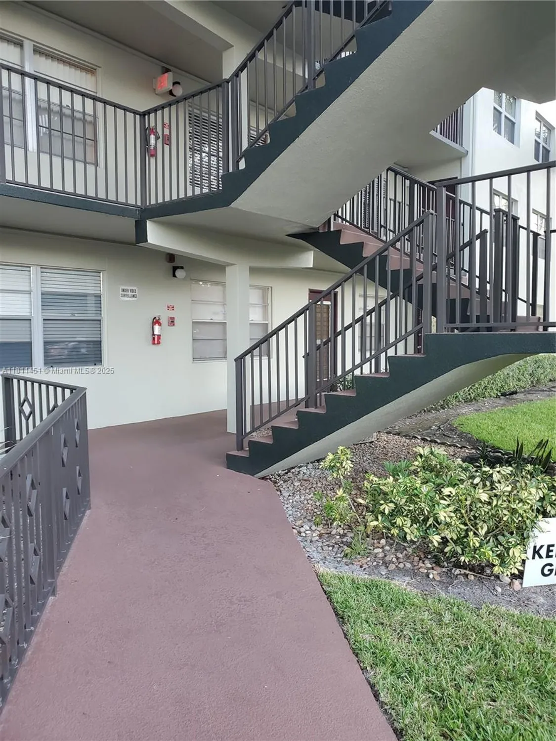 Property Slideshow image 24 of 29 | 800 sw 131st ave 113f, Pembroke Pines, FL, 33027