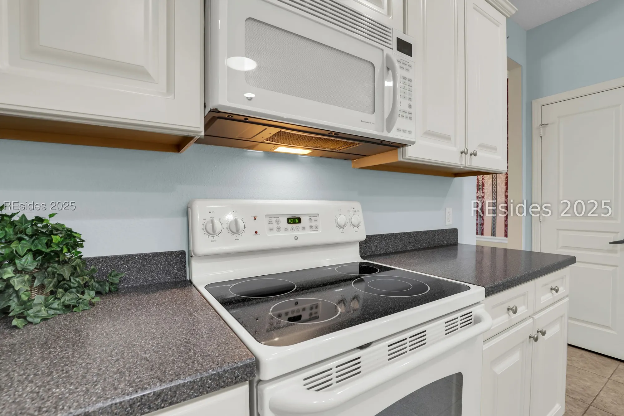 Property Slideshow image 12 of 57 | 17 murray hill dr, Bluffton, SC, 29909