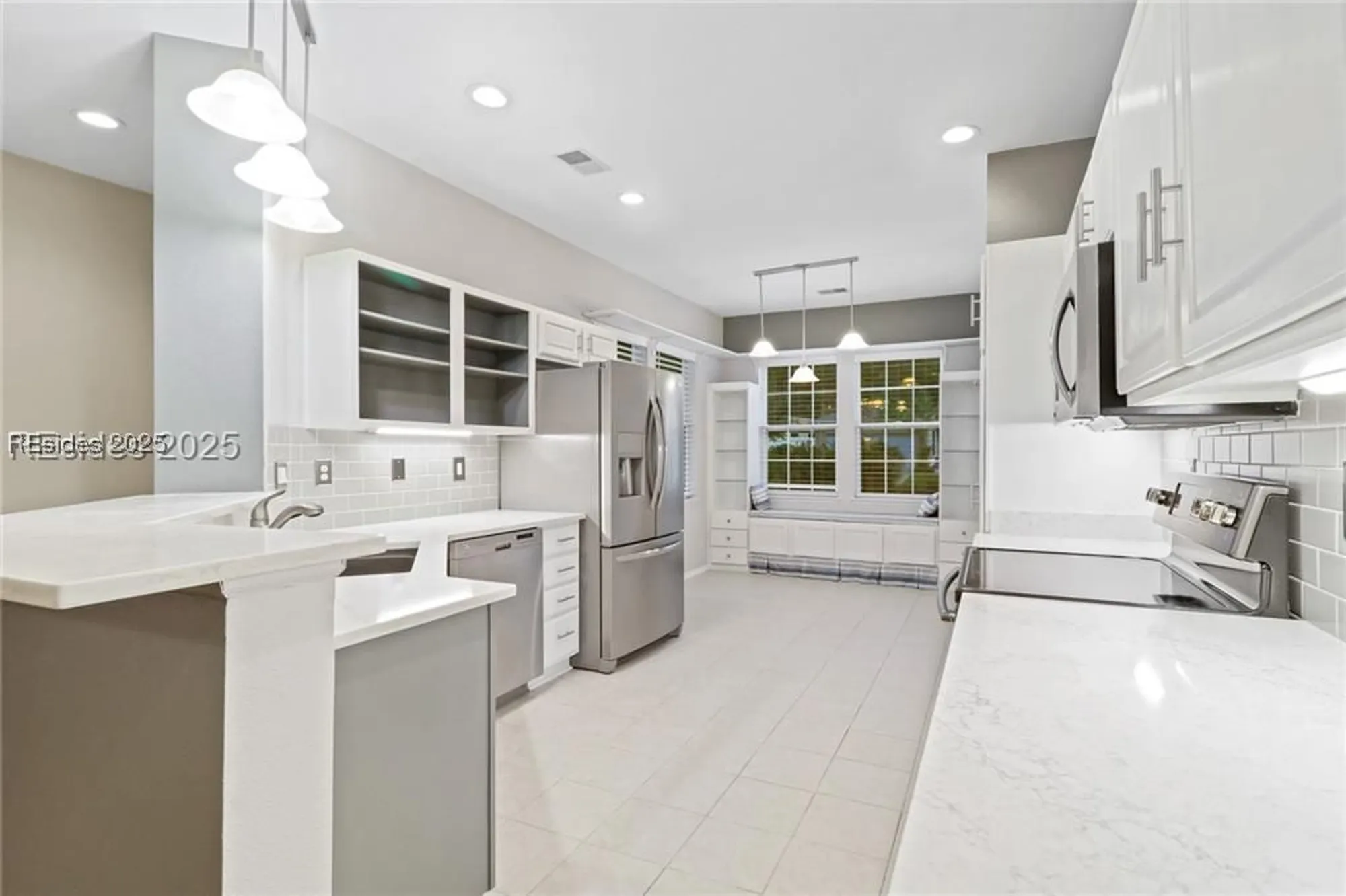 Property Slideshow image 8 of 24 | 14 andover pl, Bluffton, SC, 29909