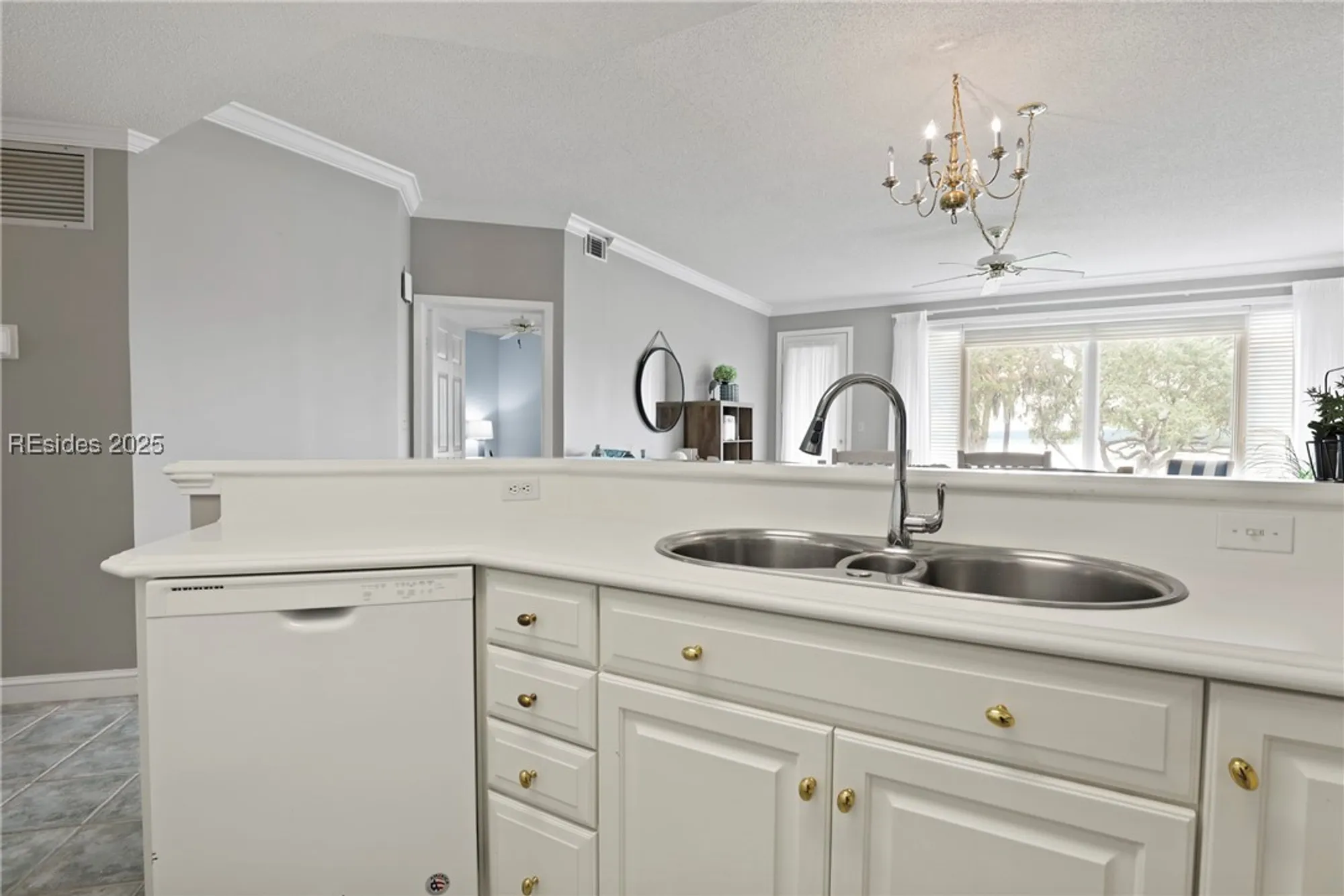 Property Slideshow image 19 of 52 | 6 village north dr 155, Hilton Head Island, SC, 29926