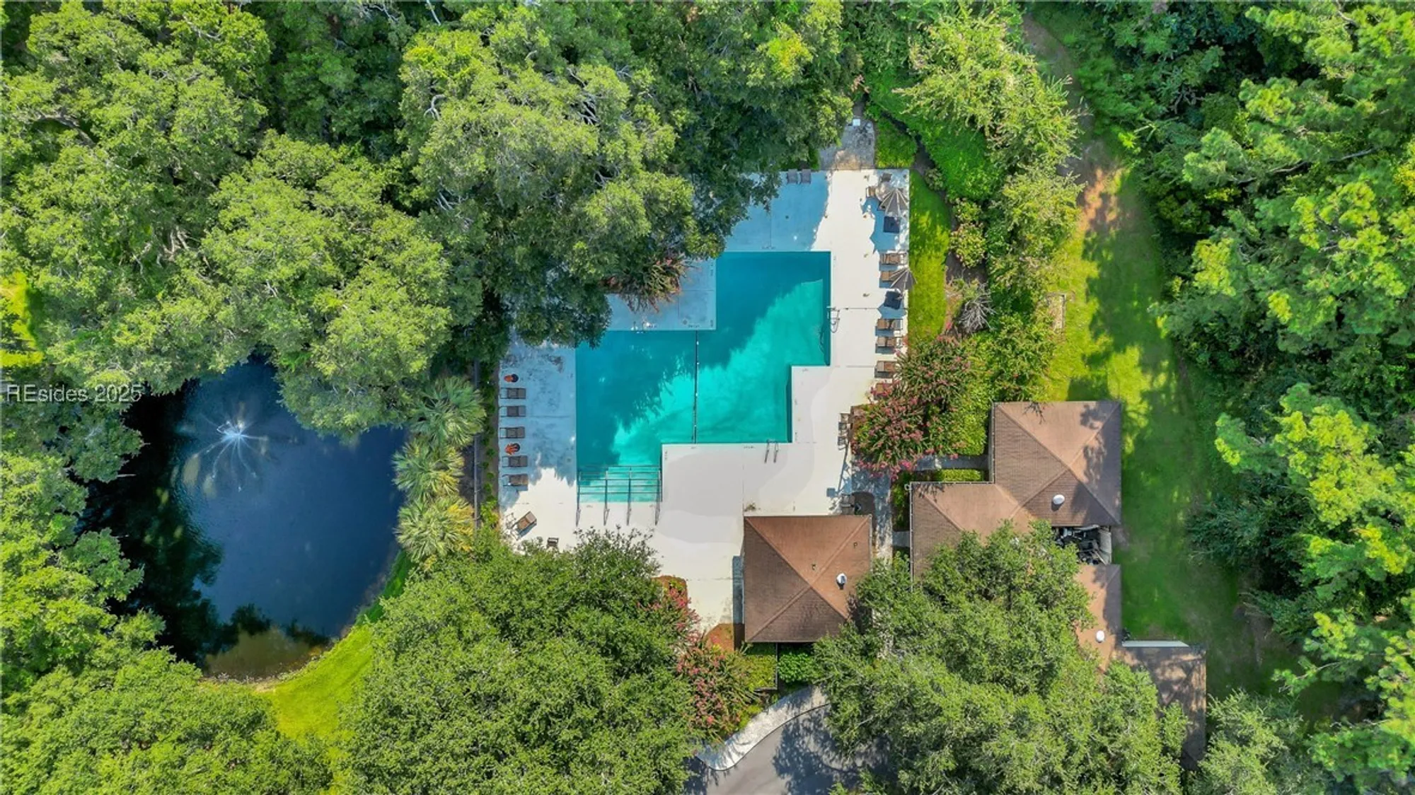 Property Slideshow image 44 of 52 | 6 village north dr 155, Hilton Head Island, SC, 29926