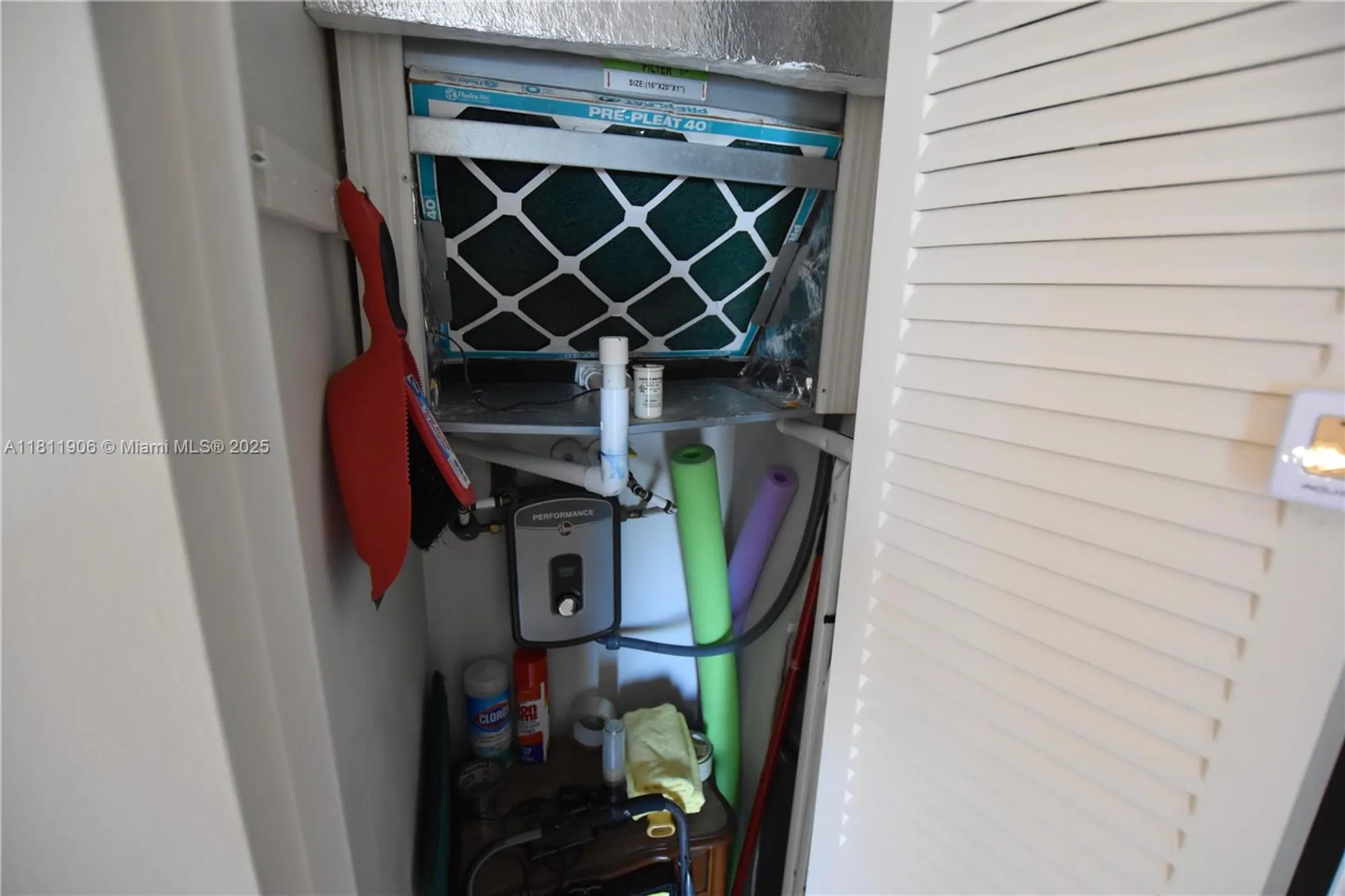 Property Slideshow image 13 of 33 | 2862 crosley dr c, West Palm Beach, FL, 33415