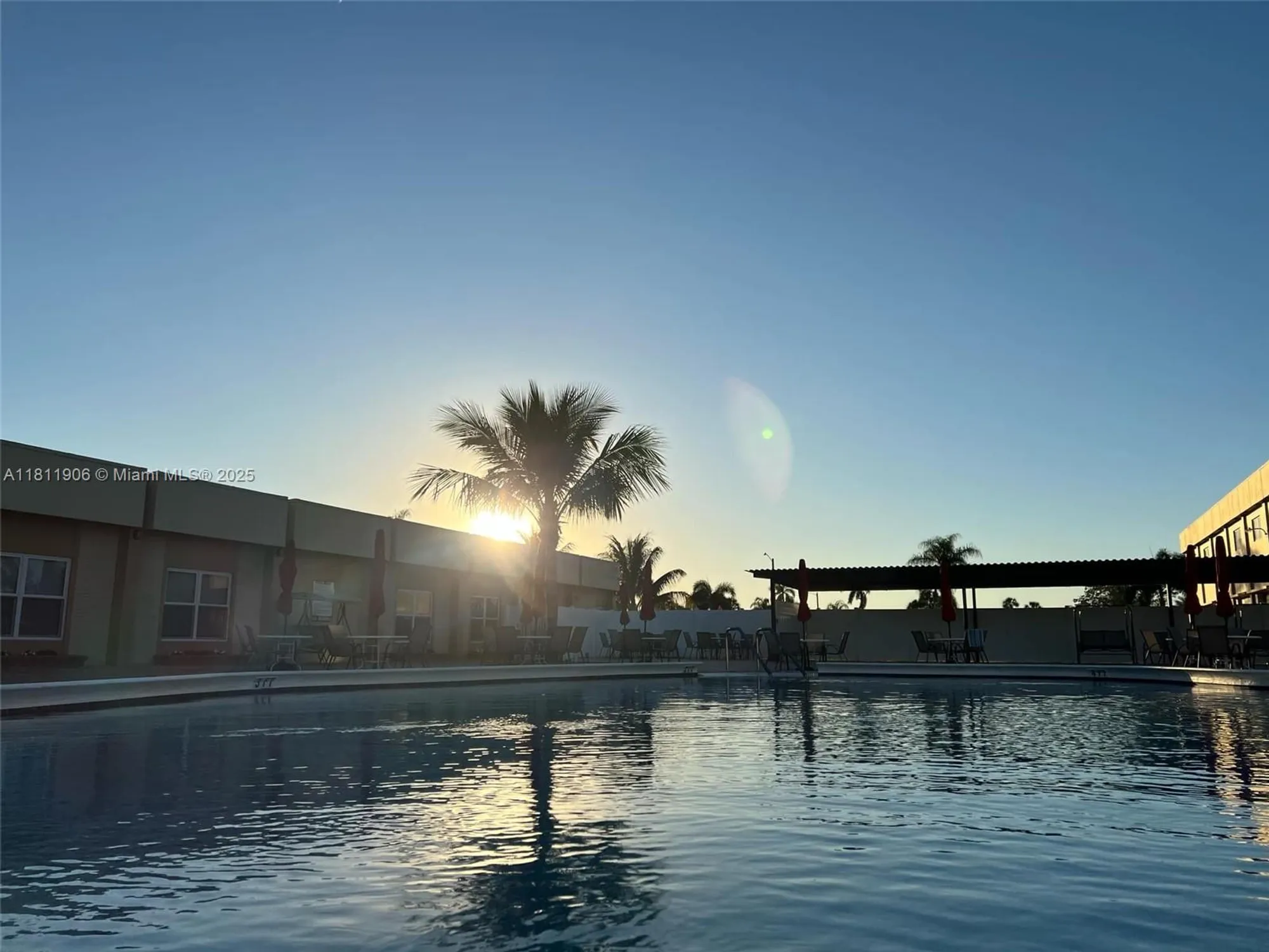 Property Slideshow image 25 of 33 | 2862 crosley dr c, West Palm Beach, FL, 33415