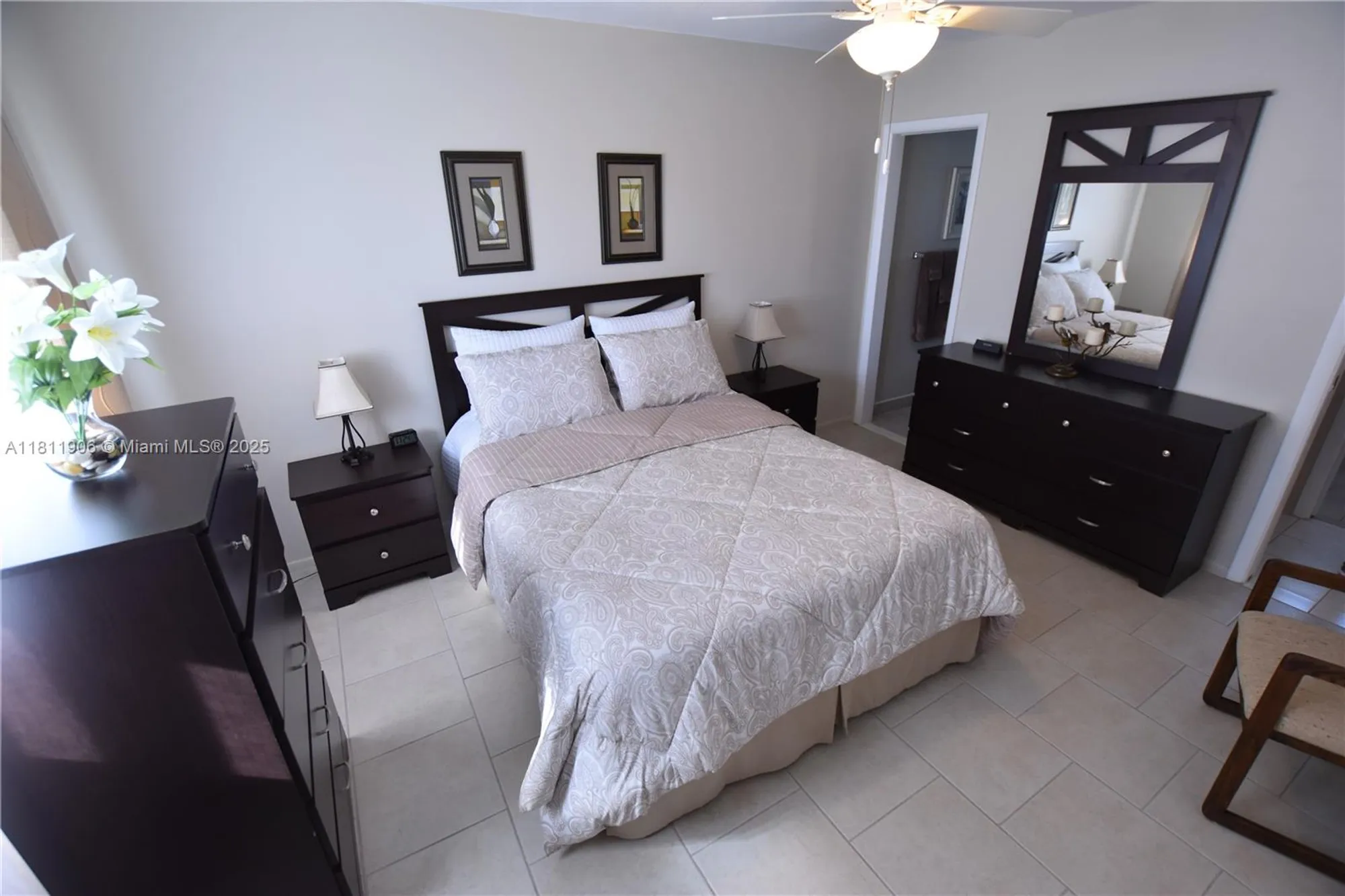 Property Slideshow image 9 of 33 | 2862 crosley dr c, West Palm Beach, FL, 33415