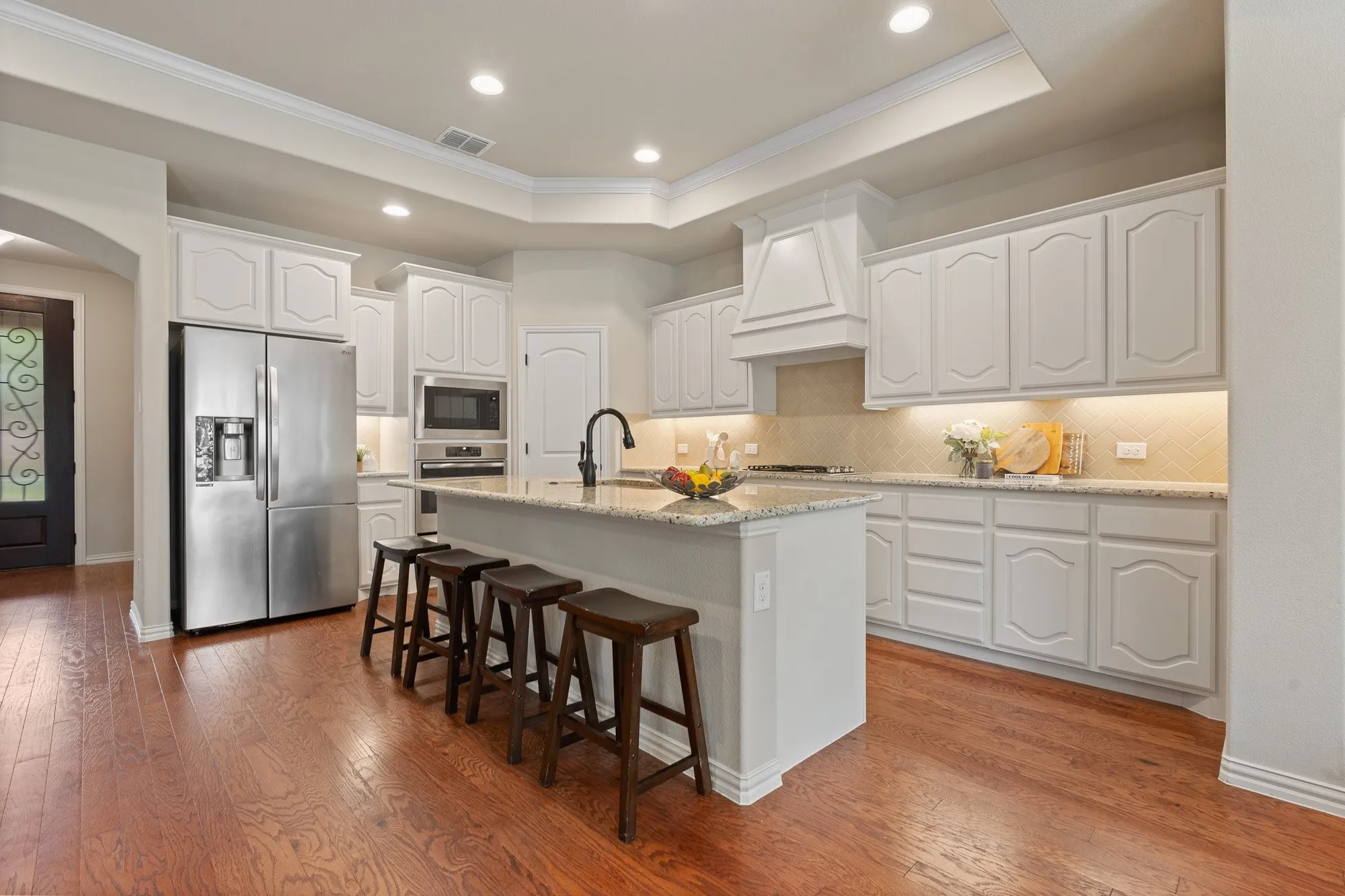 Property Slideshow image 10 of 40 | 2802 esplanade blvd 5802, Mansfield, TX, 76063