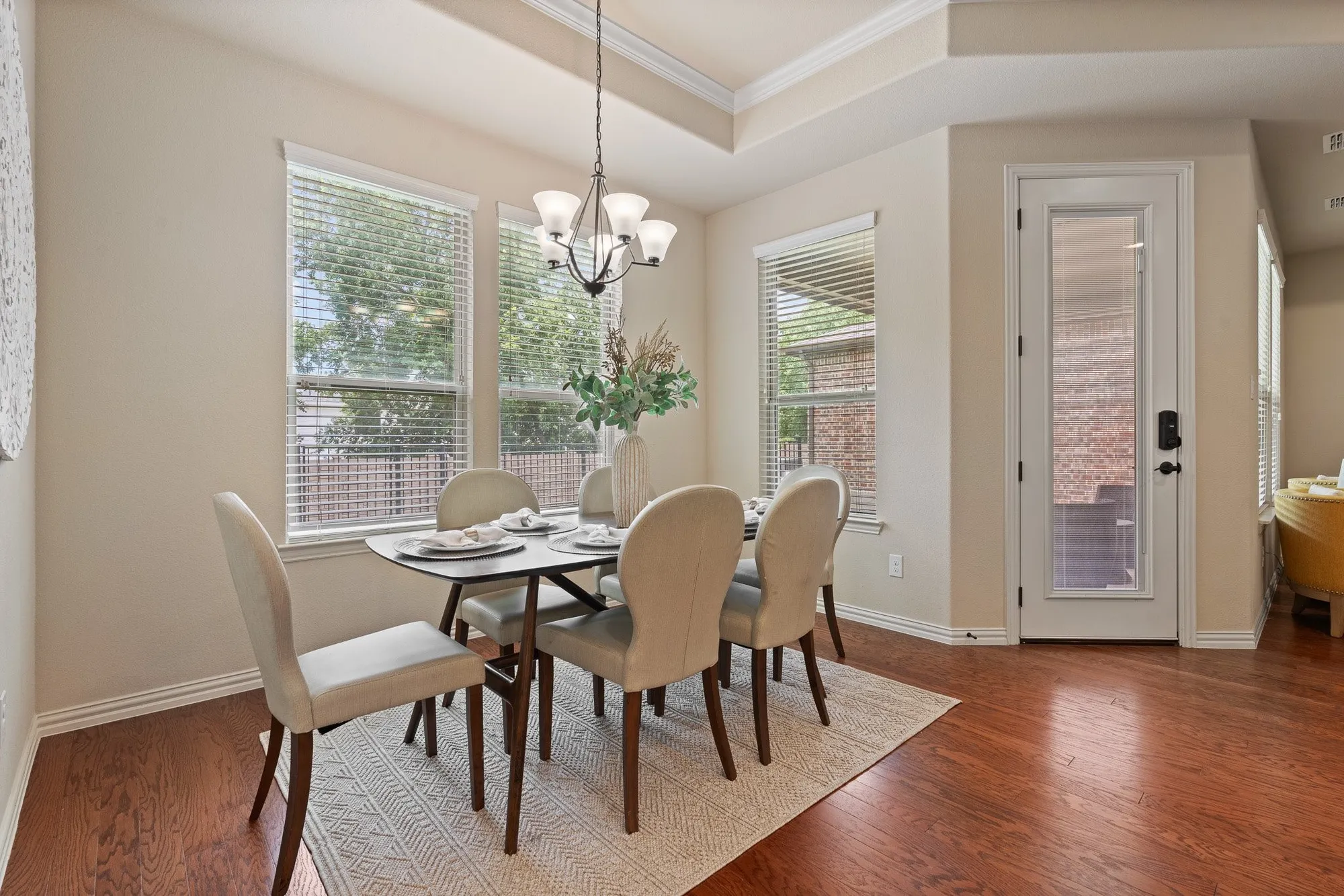 Property Slideshow image 13 of 40 | 2802 esplanade blvd 5802, Mansfield, TX, 76063