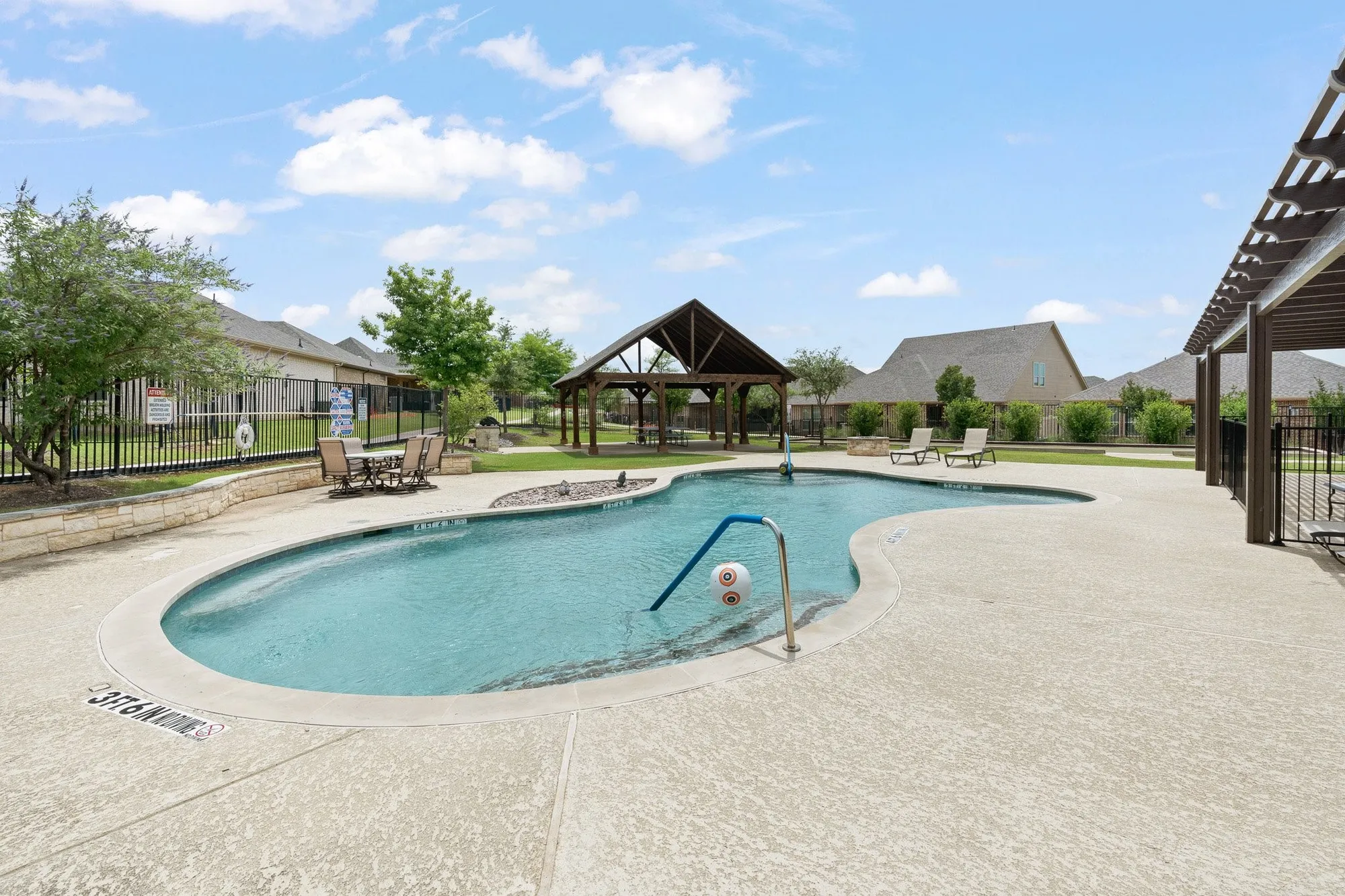 Property Slideshow image 36 of 40 | 2802 esplanade blvd 5802, Mansfield, TX, 76063