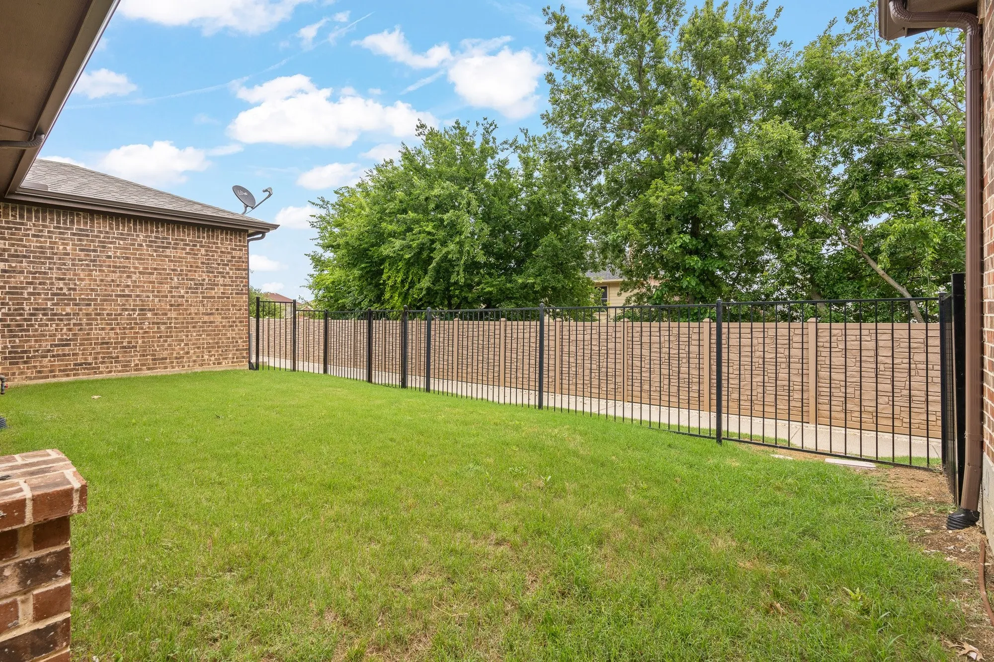 Property Slideshow image 30 of 40 | 2802 esplanade blvd 5802, Mansfield, TX, 76063