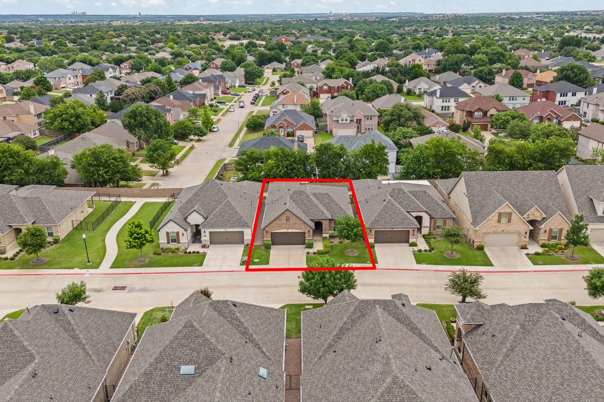 Property Slideshow image 31 of 40 | 2802 esplanade blvd 5802, Mansfield, TX, 76063