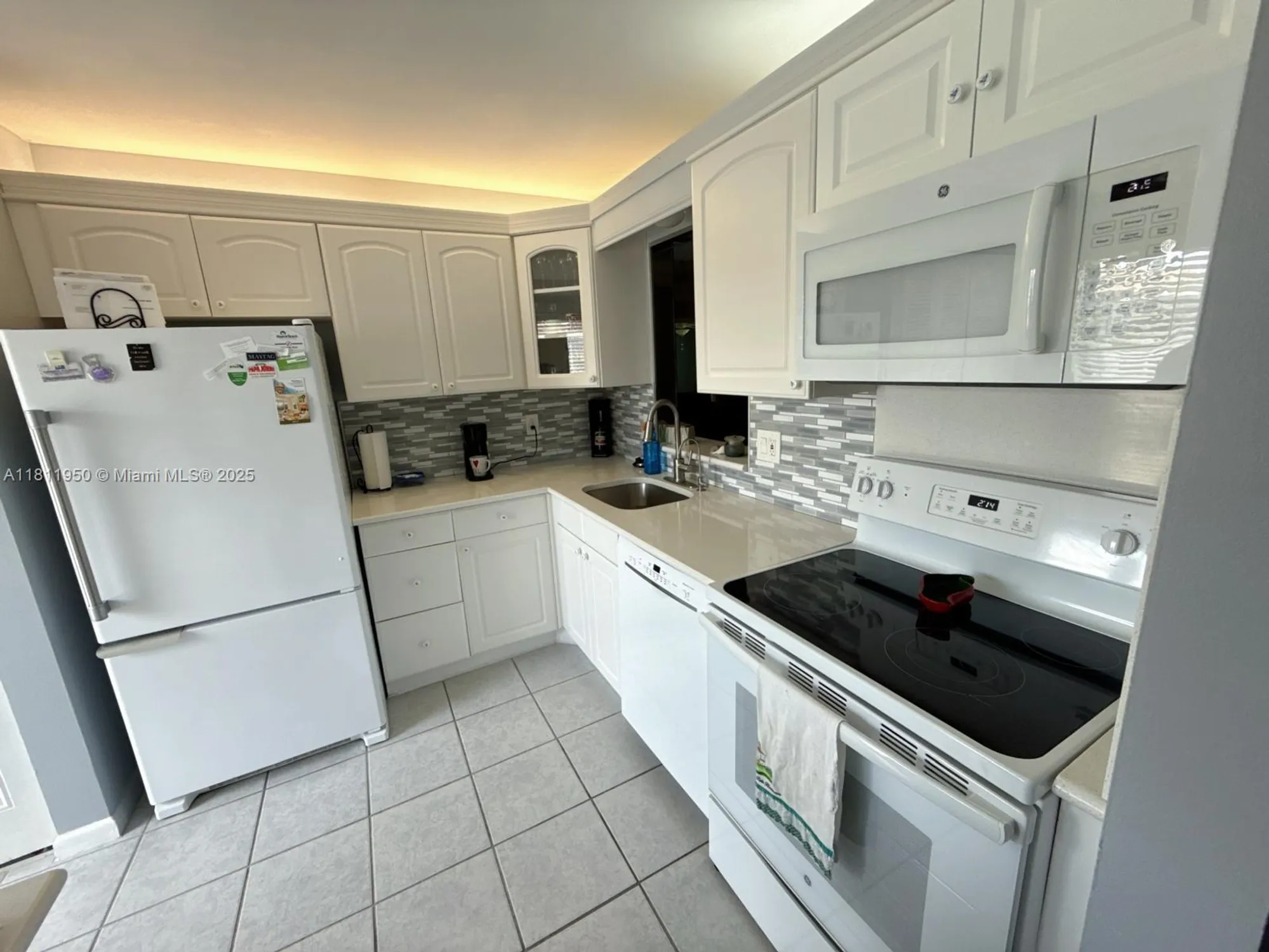 Property Slideshow image 7 of 22 | 6720 moonlit dr, Delray Beach, FL, 33446