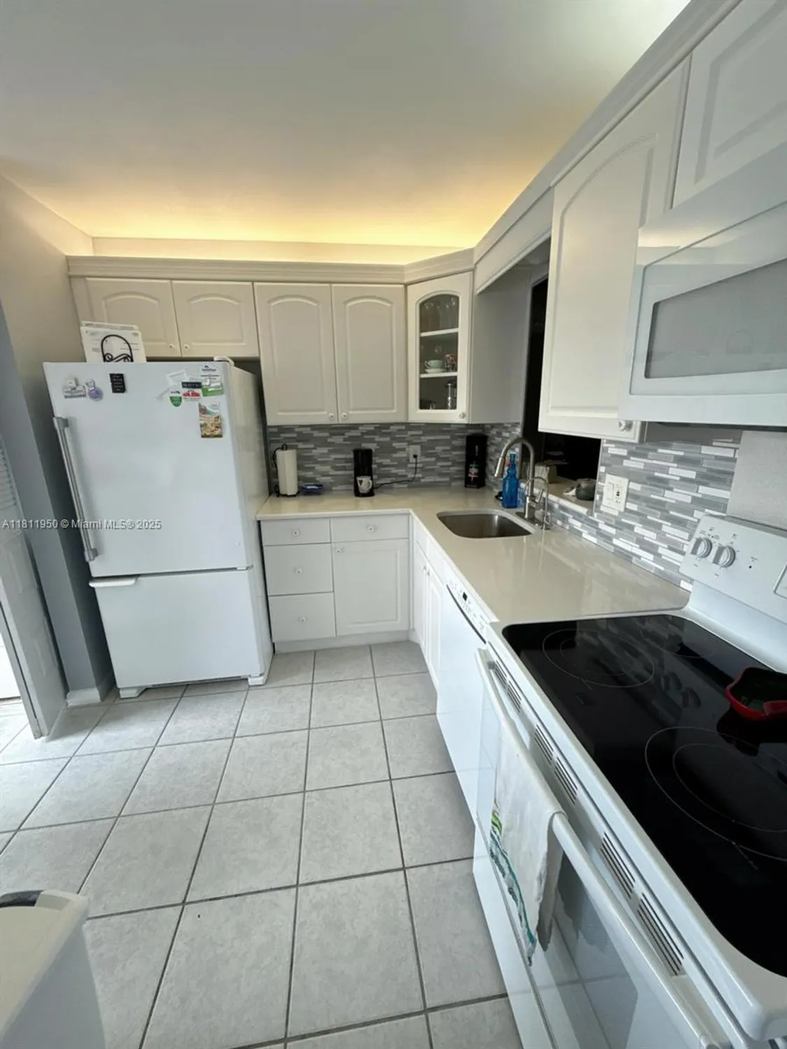 Property Slideshow image 8 of 22 | 6720 moonlit dr, Delray Beach, FL, 33446