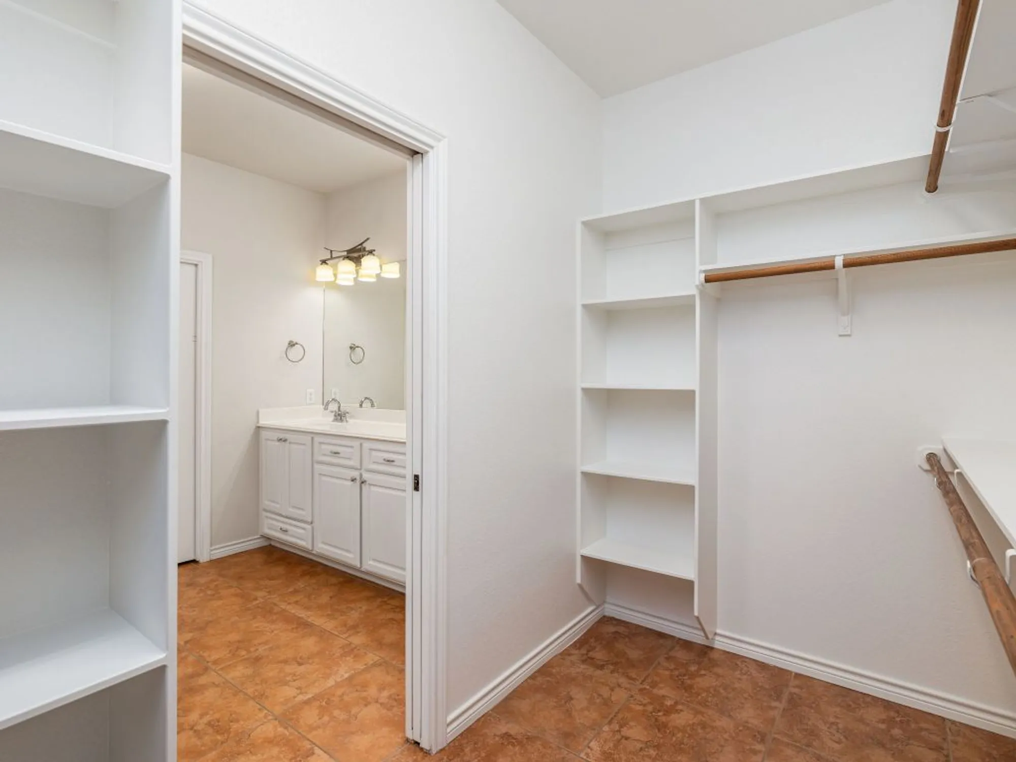 Property Slideshow image 19 of 40 | 4914 big bend trl, Georgetown, TX, 78633