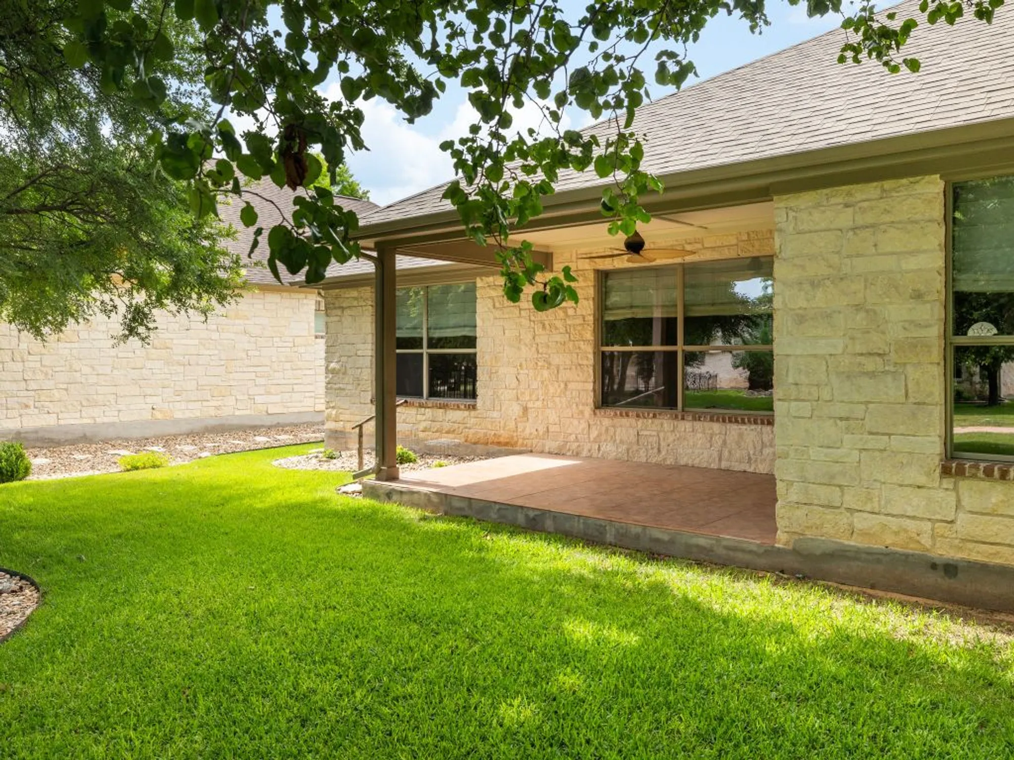 Property Slideshow image 33 of 40 | 4914 big bend trl, Georgetown, TX, 78633