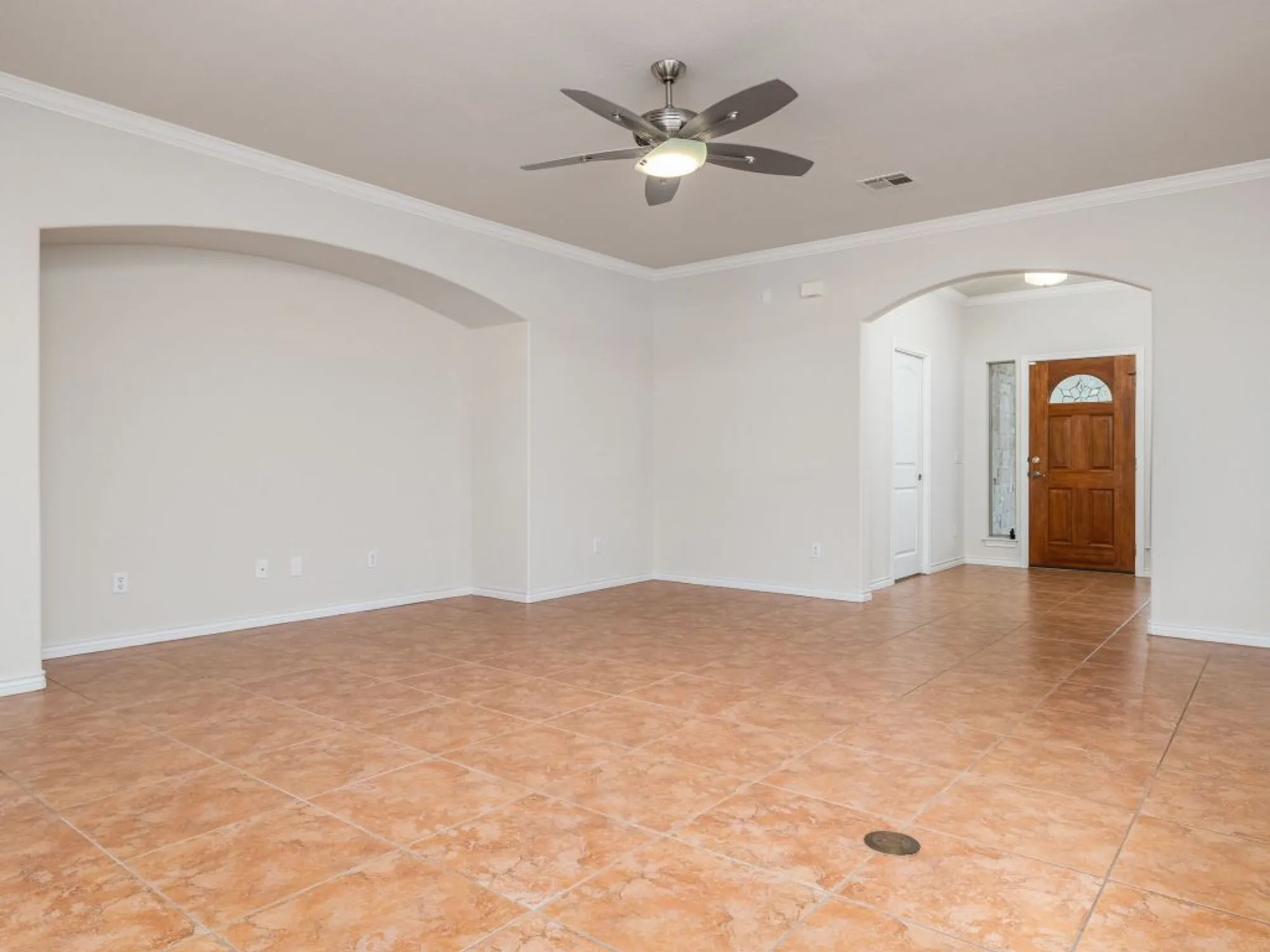 Property Slideshow image 4 of 40 | 4914 big bend trl, Georgetown, TX, 78633