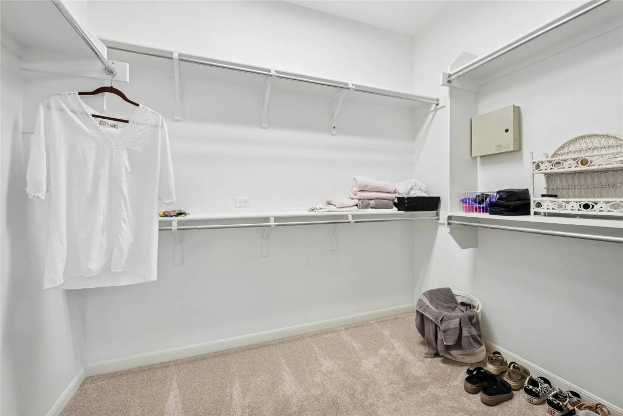 Property Slideshow image 19 of 25 | 308 hills of texas trl, Georgetown, TX, 78633