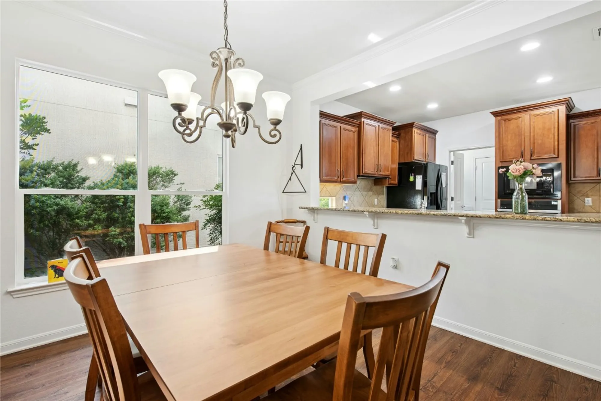 Property Slideshow image 10 of 25 | 308 hills of texas trl, Georgetown, TX, 78633