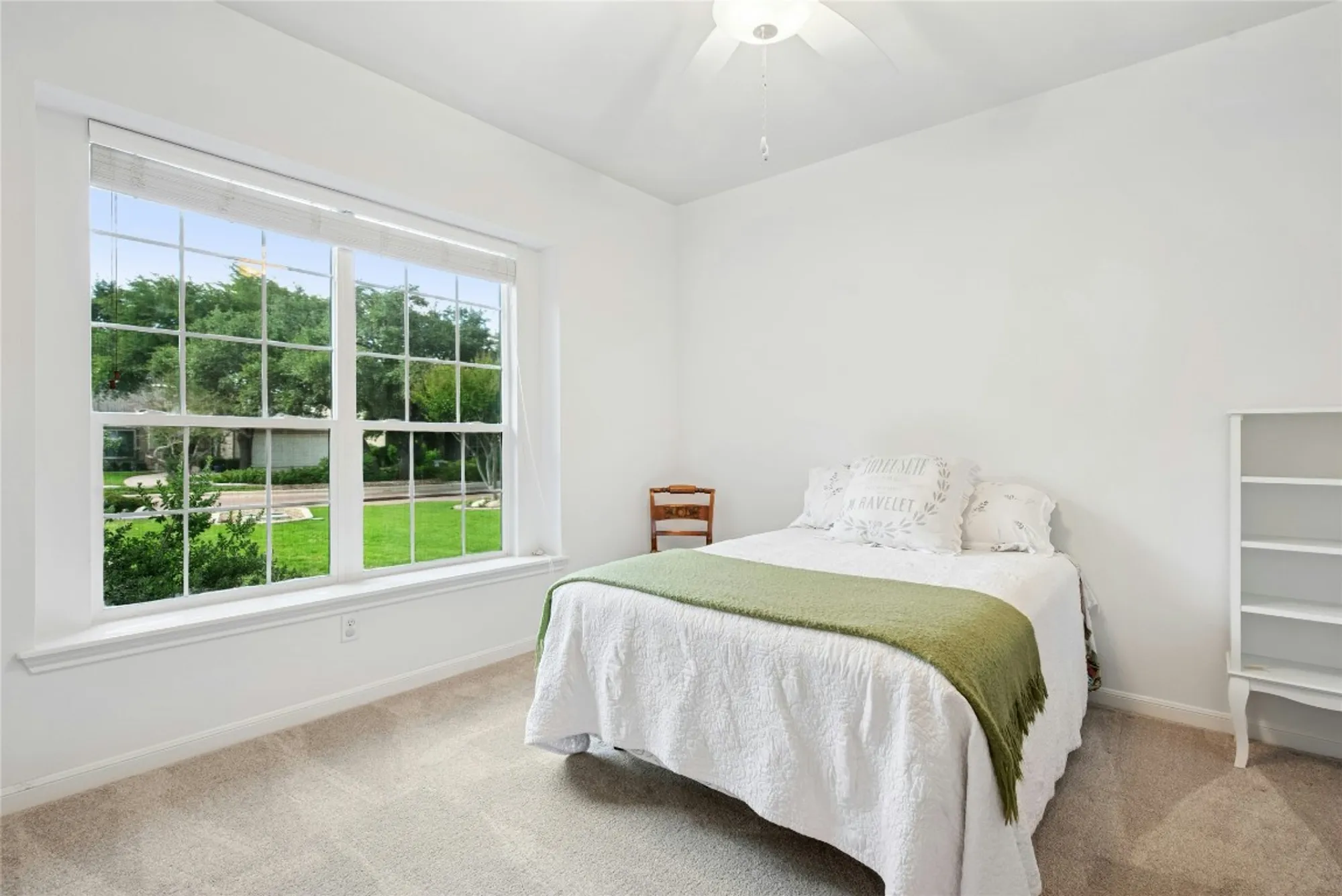 Property Slideshow image 20 of 25 | 308 hills of texas trl, Georgetown, TX, 78633