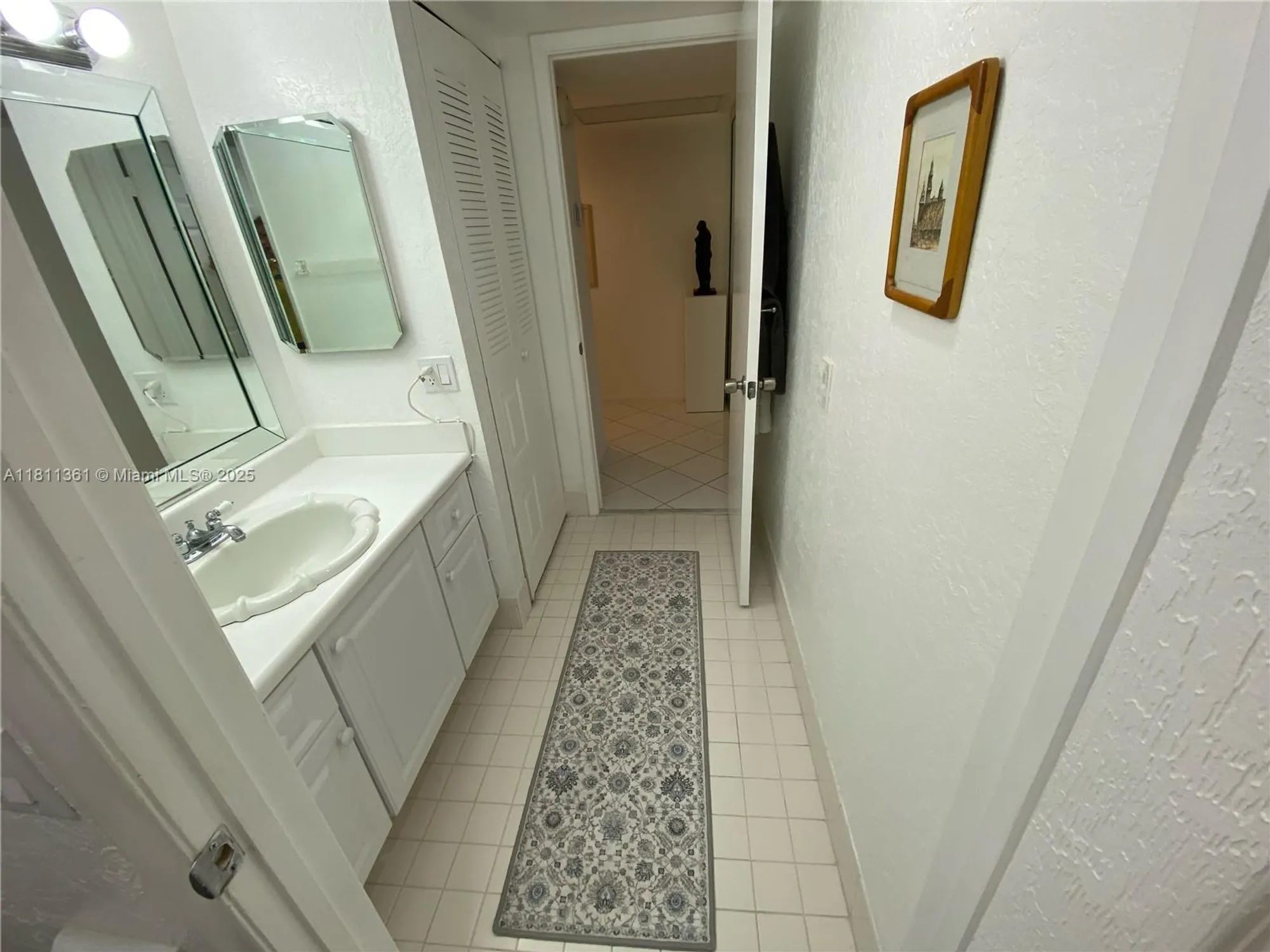 Property Slideshow image 14 of 38 | 1902 bermuda cir g3, Coconut Creek, FL, 33066