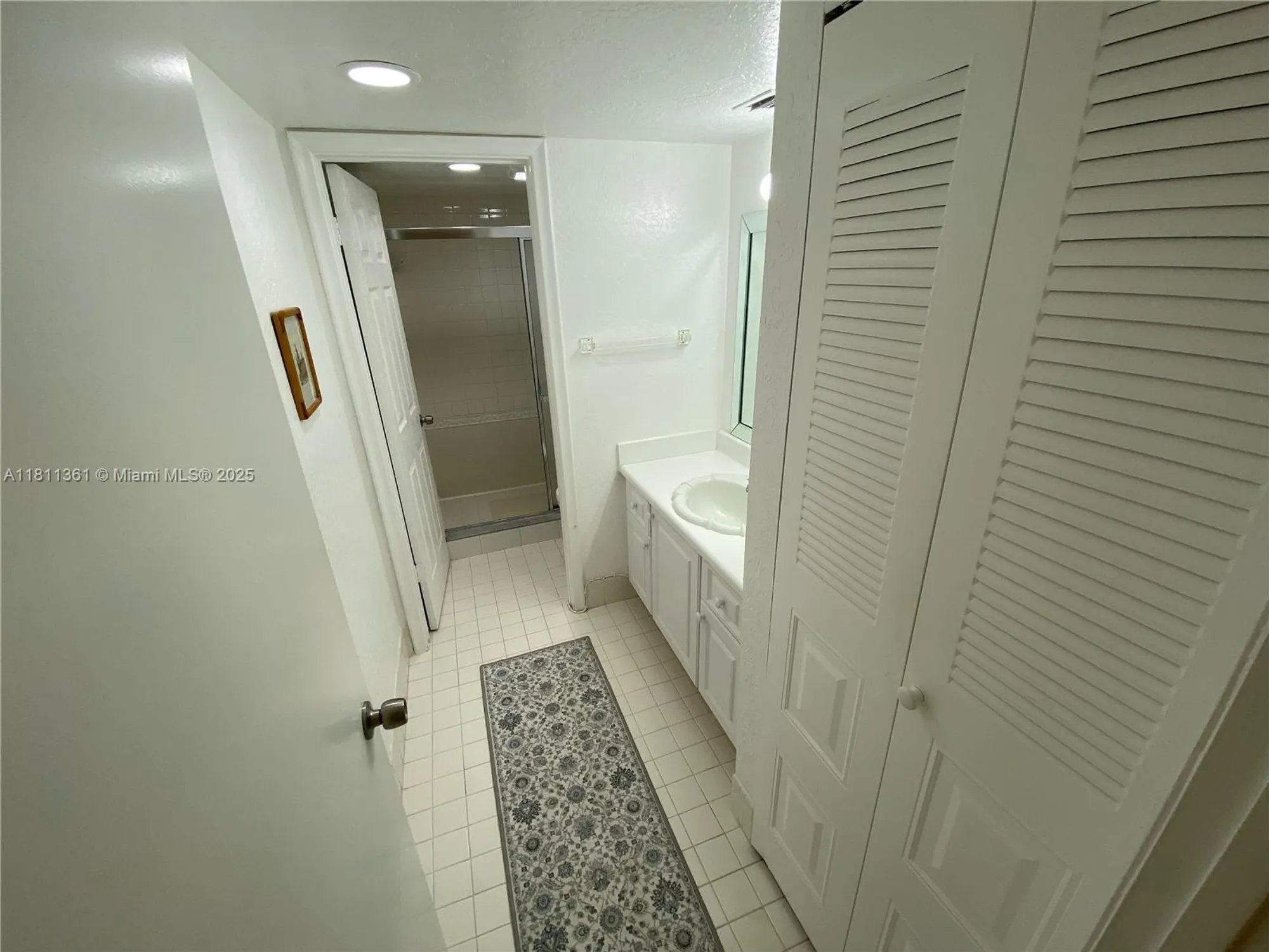 Property Slideshow image 12 of 38 | 1902 bermuda cir g3, Coconut Creek, FL, 33066