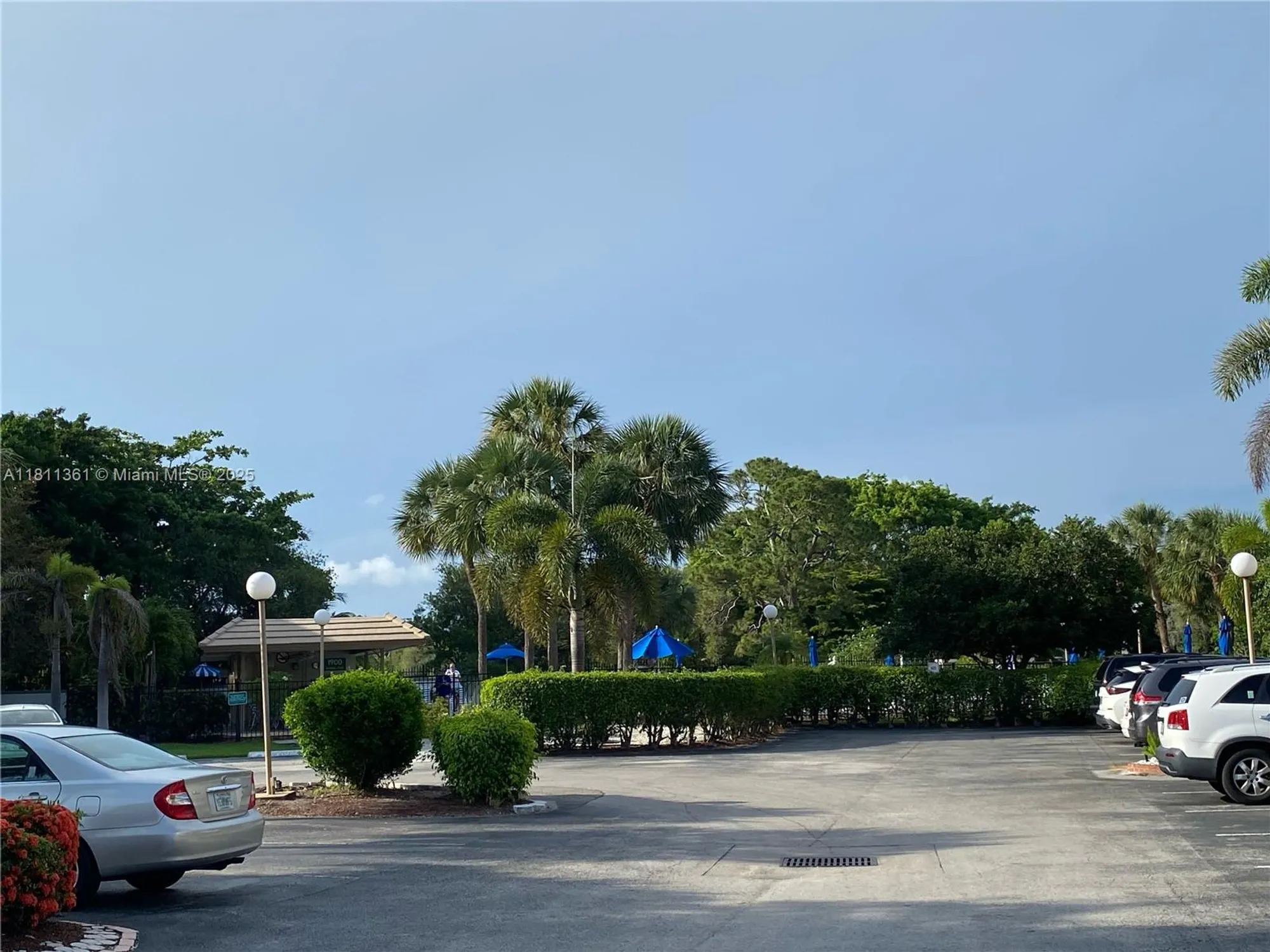 Property Slideshow image 25 of 38 | 1902 bermuda cir g3, Coconut Creek, FL, 33066