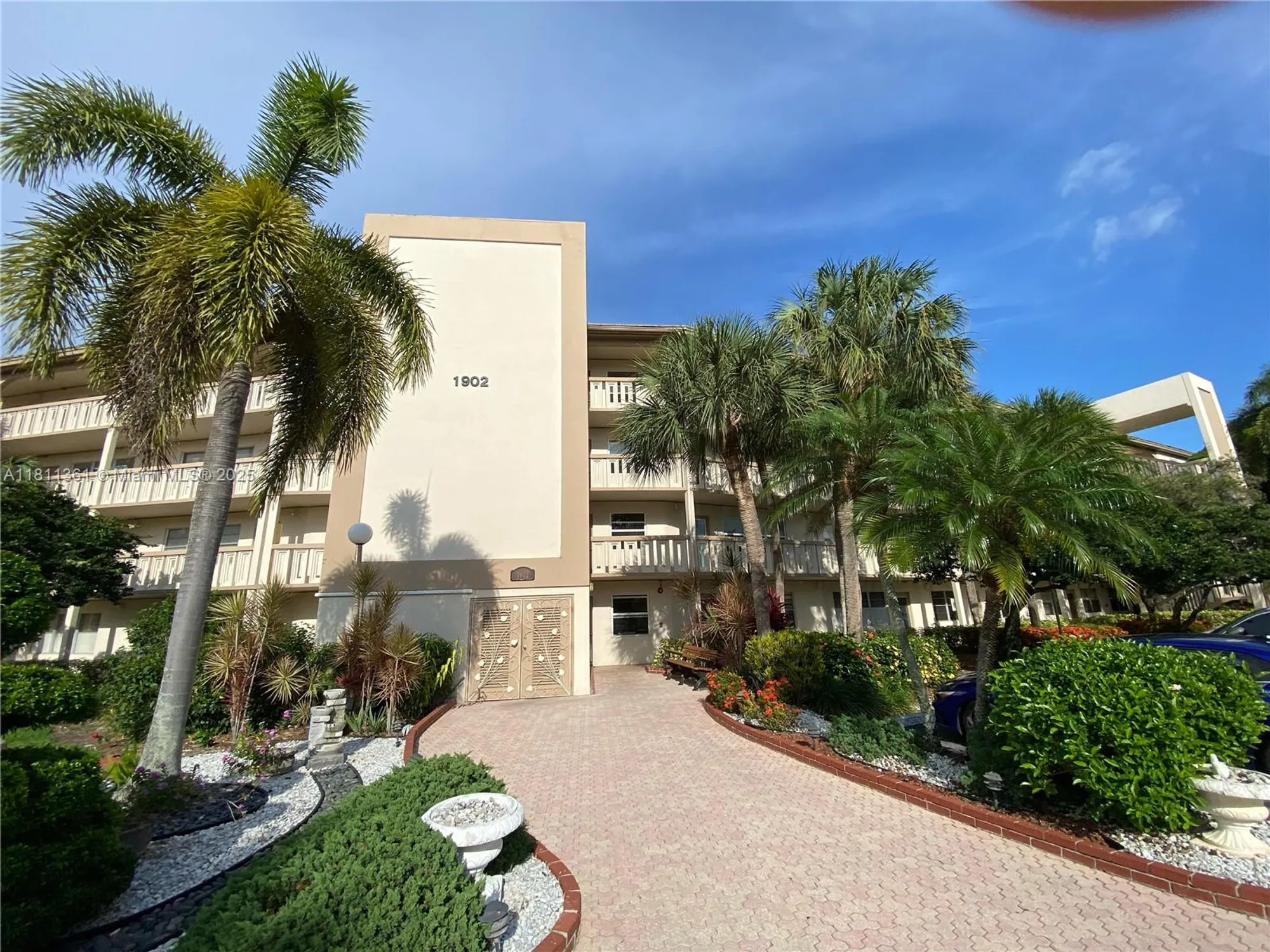Property Slideshow image 30 of 38 | 1902 bermuda cir g3, Coconut Creek, FL, 33066