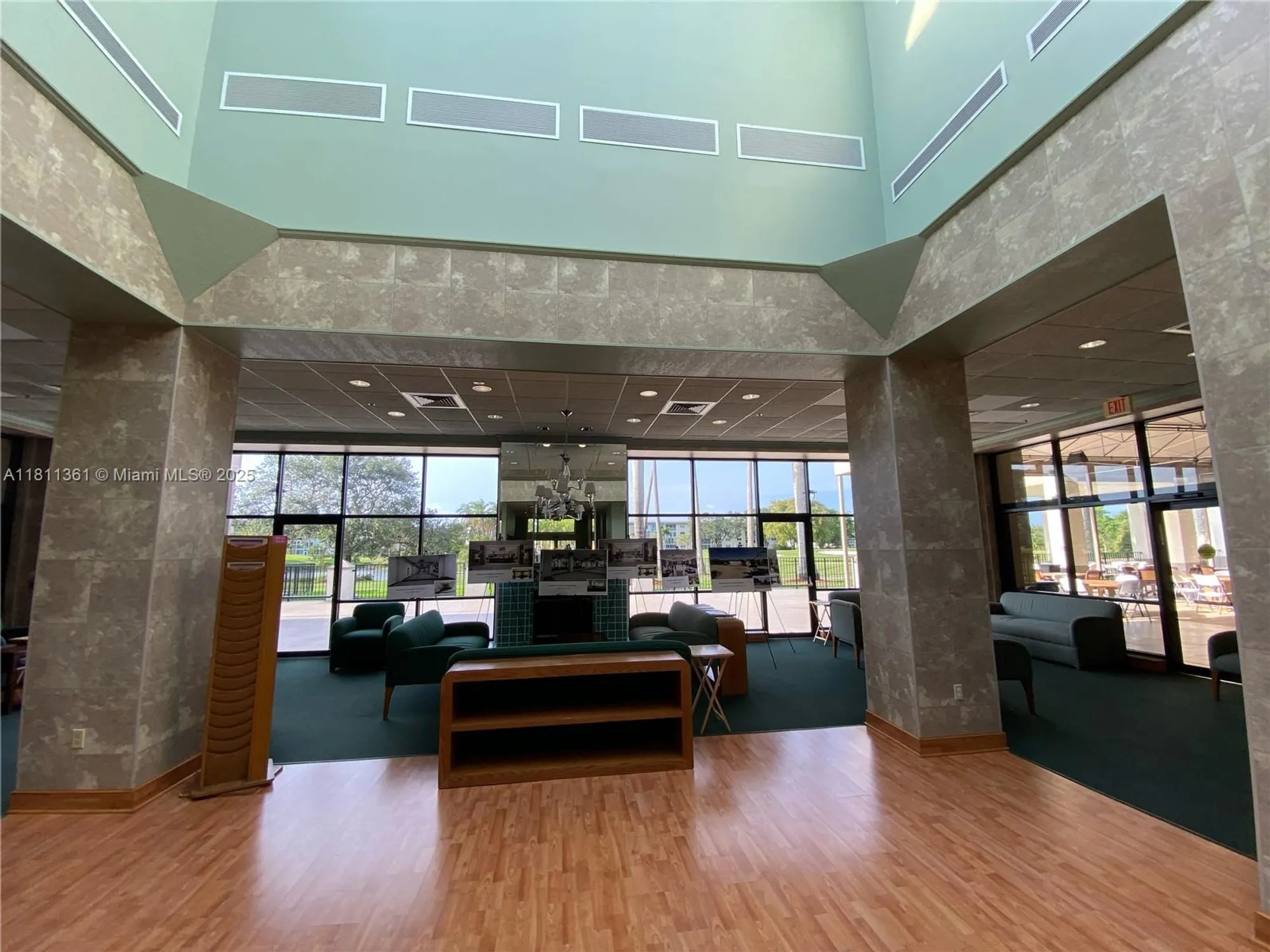 Property Slideshow image 31 of 38 | 1902 bermuda cir g3, Coconut Creek, FL, 33066