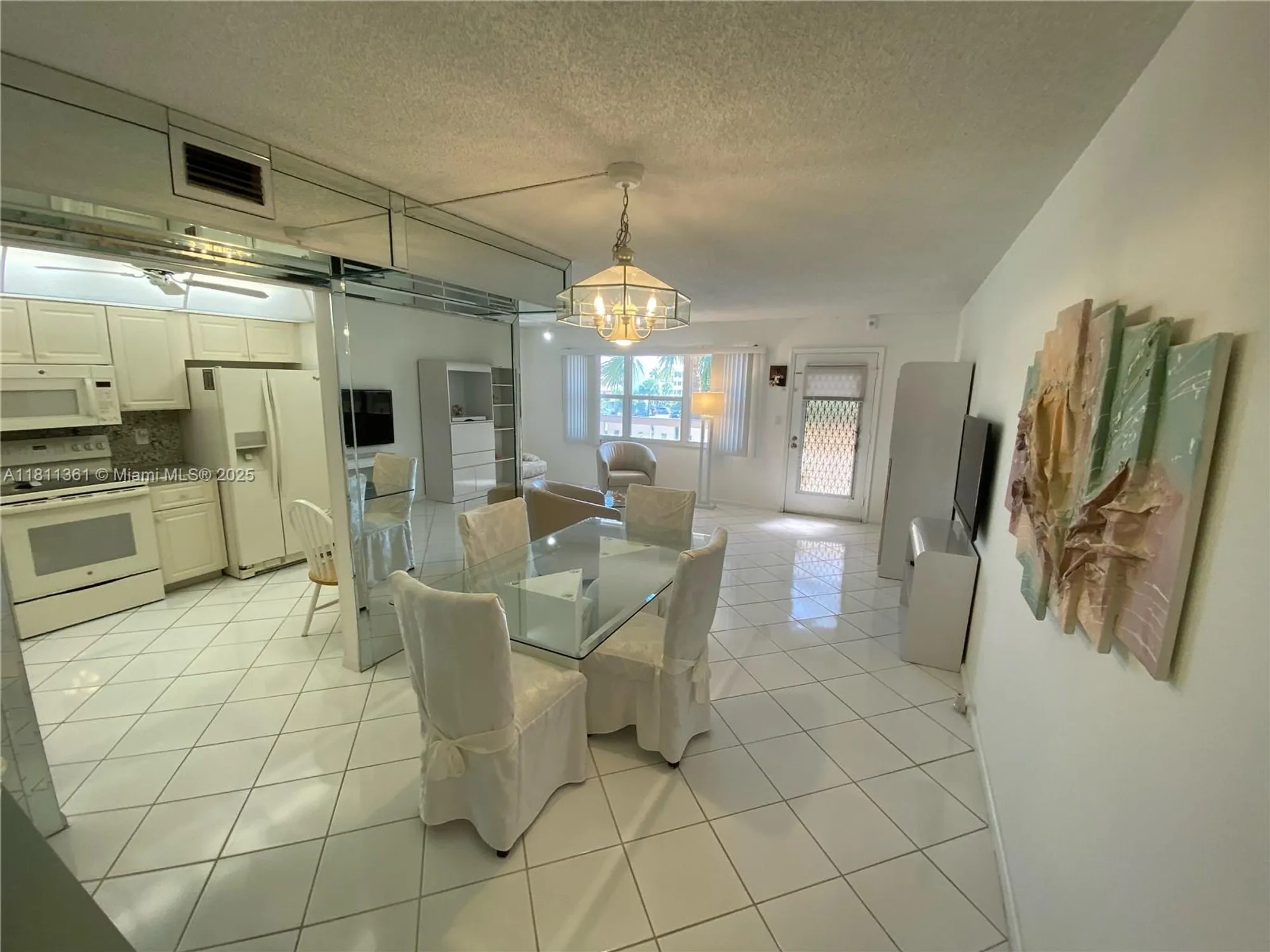 Property Slideshow image 5 of 38 | 1902 bermuda cir g3, Coconut Creek, FL, 33066