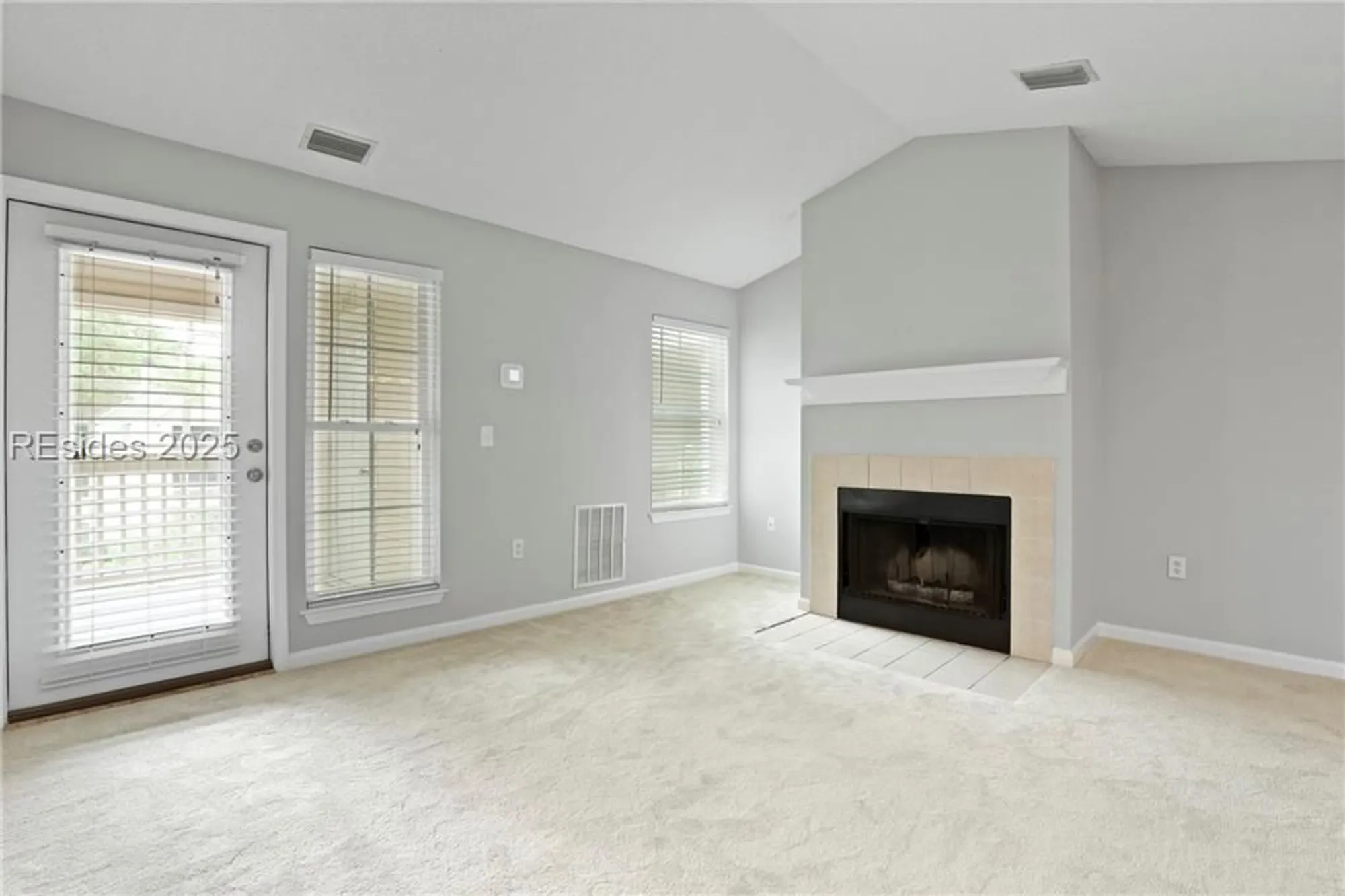 Property Slideshow image 14 of 48 | 380 marshland rd a32, Hilton Head Island, SC, 29926