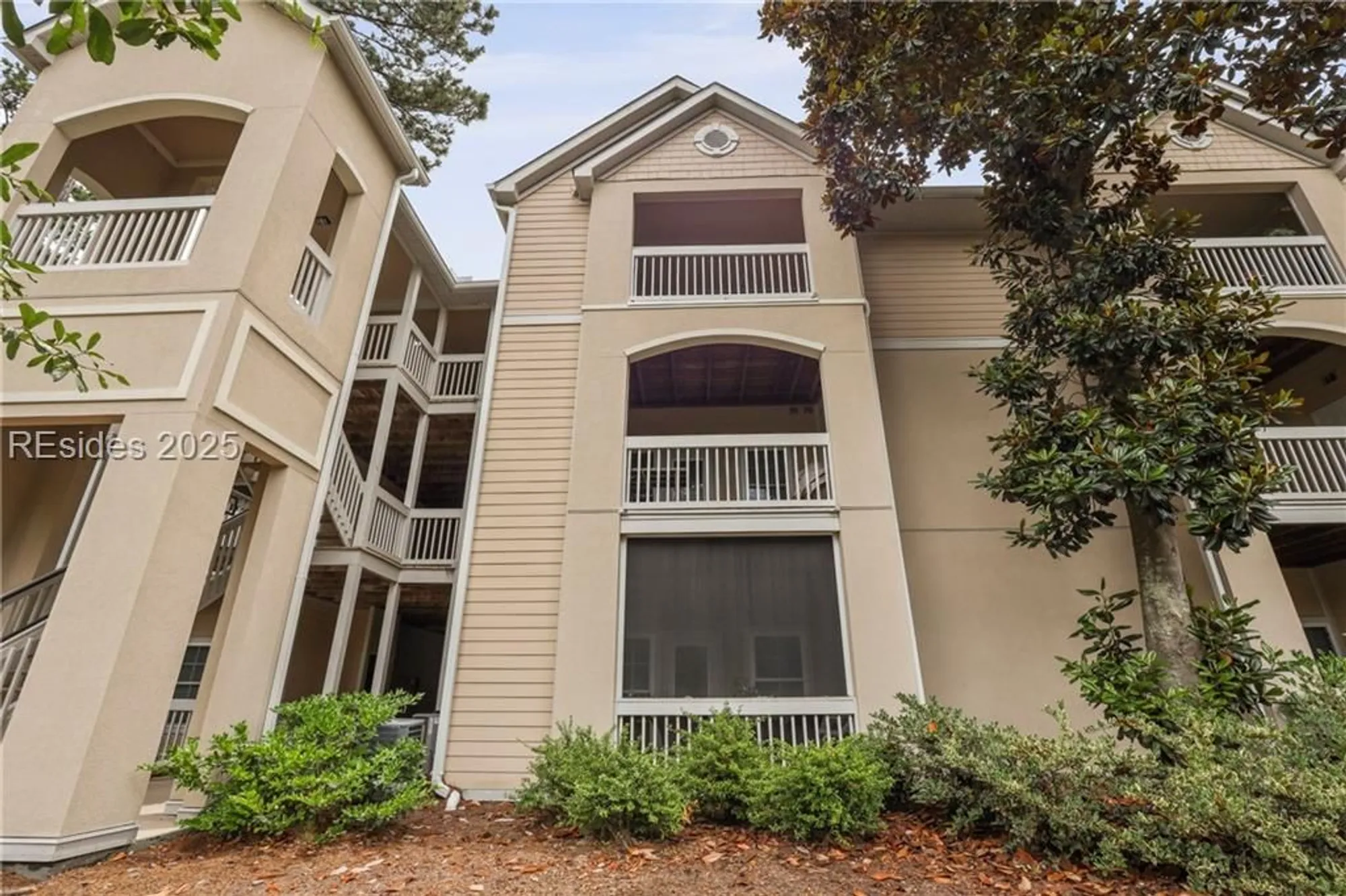 Property Slideshow image 16 of 48 | 380 marshland rd a32, Hilton Head Island, SC, 29926