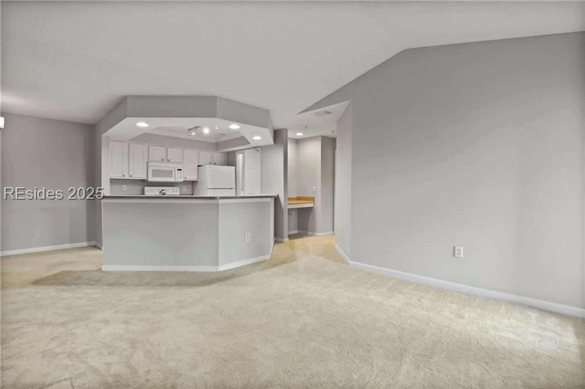 Property Slideshow image 17 of 48 | 380 marshland rd a32, Hilton Head Island, SC, 29926