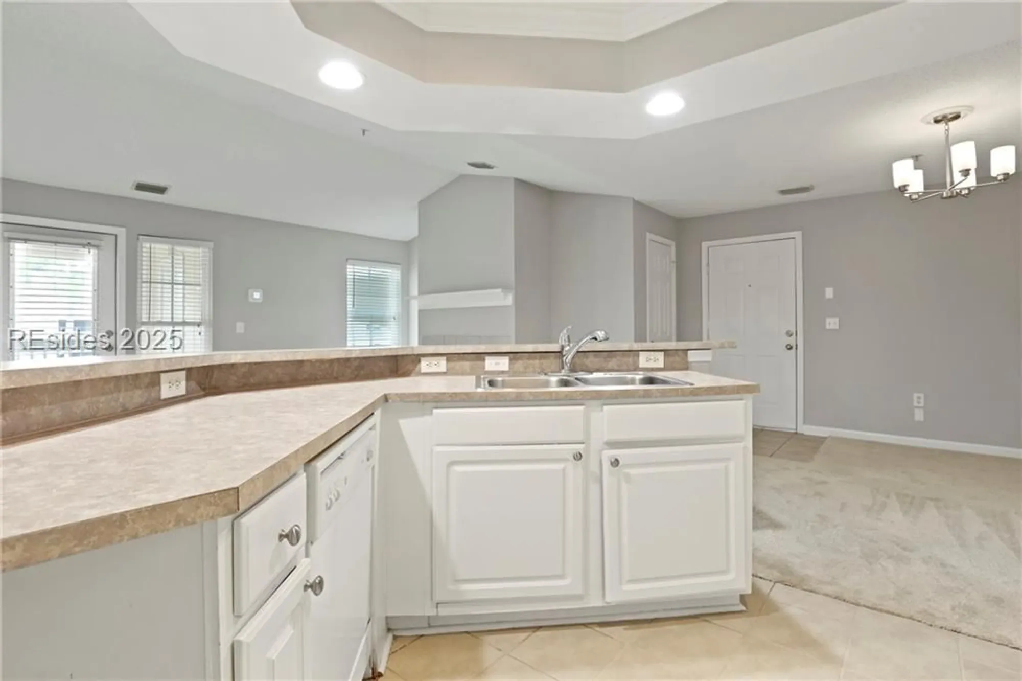 Property Slideshow image 10 of 48 | 380 marshland rd a32, Hilton Head Island, SC, 29926