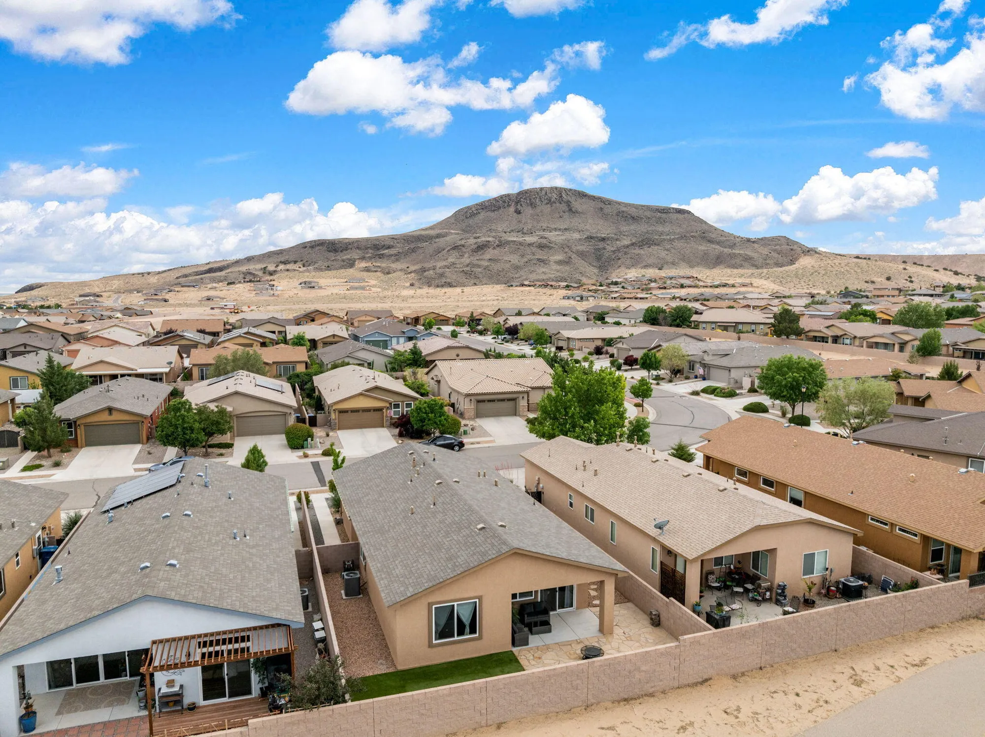 Property Slideshow image 32 of 34 | 240 rio chama cir, Los Lunas, NM, 87031