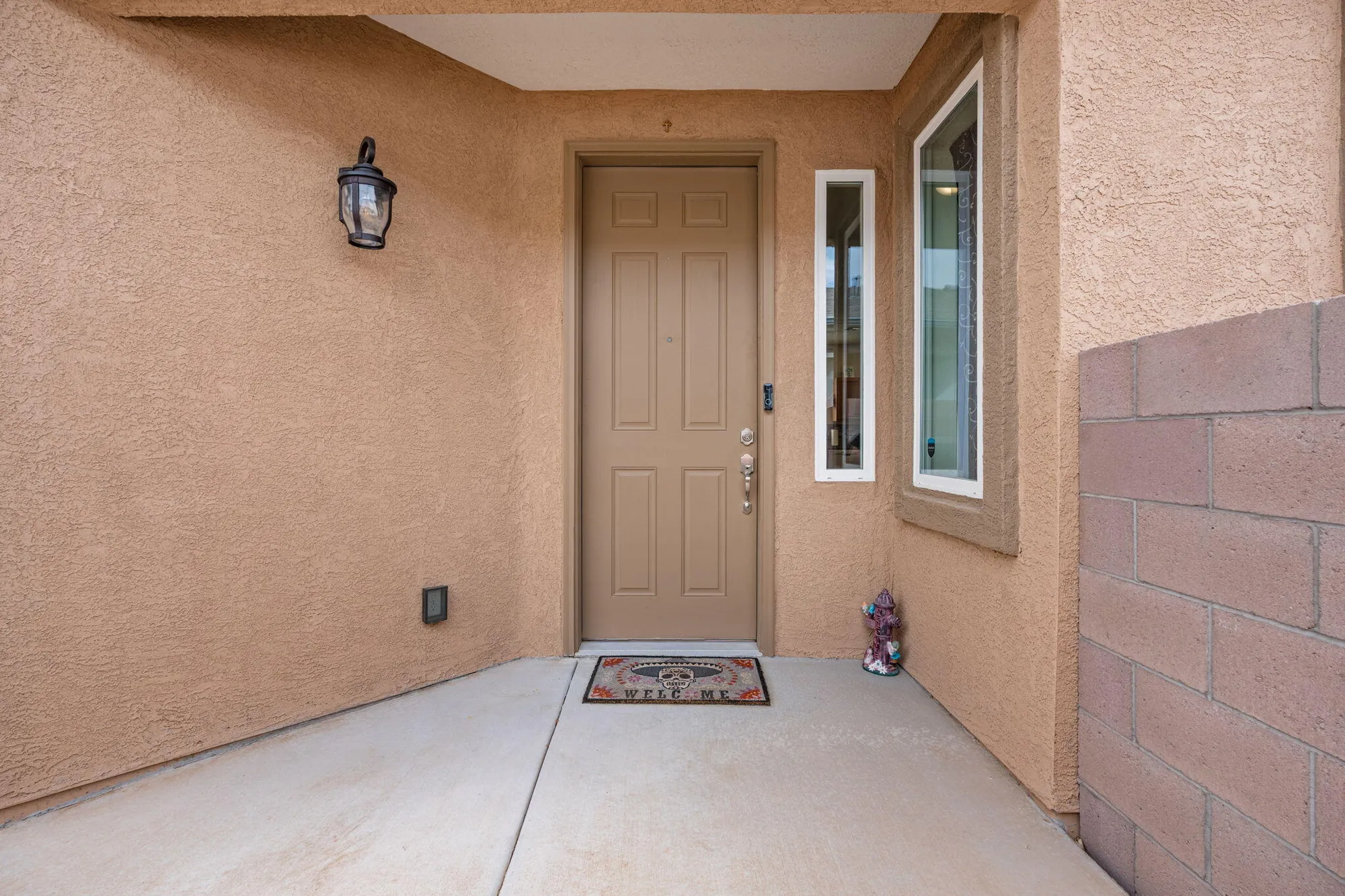 Property Slideshow image 6 of 34 | 240 rio chama cir, Los Lunas, NM, 87031