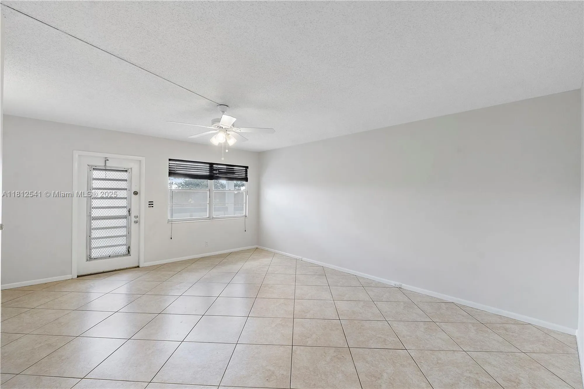 Property Slideshow image 15 of 37 | 3116 newport u # 3116, Deerfield Beach, FL, 33442