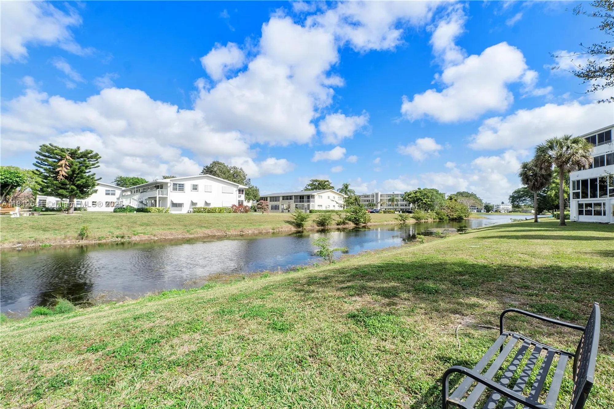 Property Slideshow image 30 of 37 | 3116 newport u # 3116, Deerfield Beach, FL, 33442