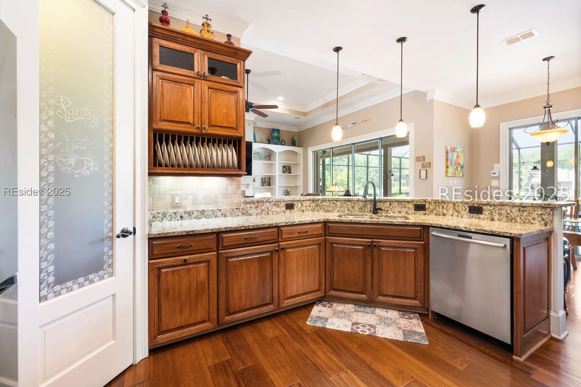 Property Slideshow image 13 of 71 | 10 anchor bay ct, Bluffton, SC, 29910
