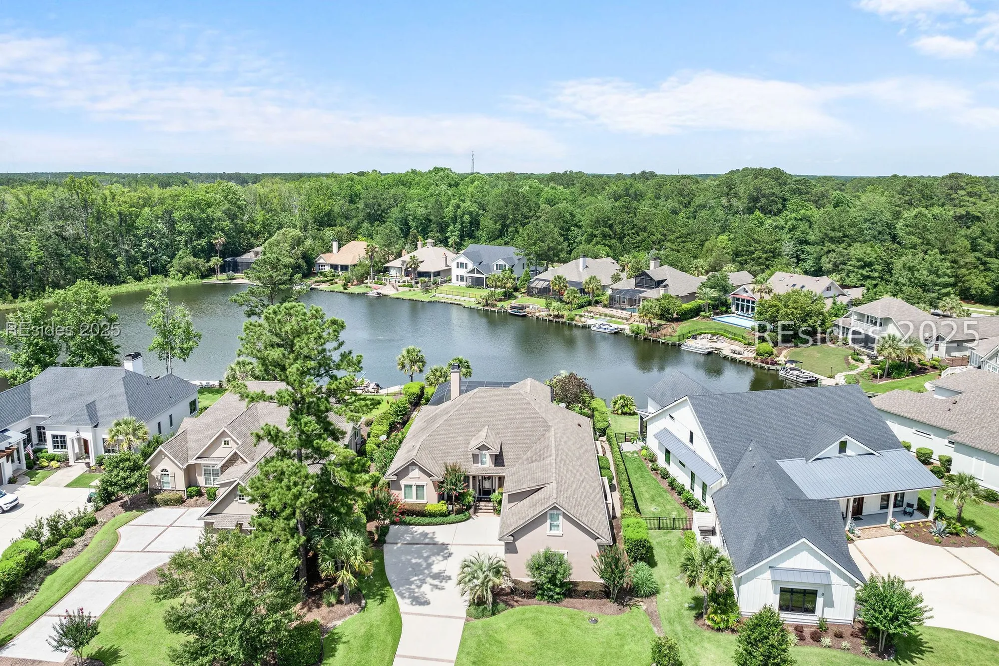Property Slideshow image 2 of 71 | 10 anchor bay ct, Bluffton, SC, 29910