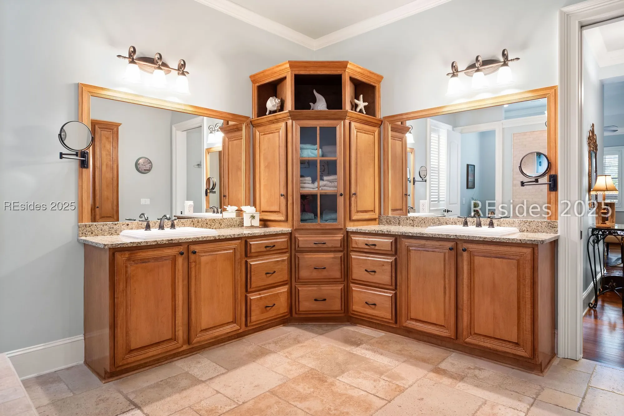Property Slideshow image 21 of 71 | 10 anchor bay ct, Bluffton, SC, 29910