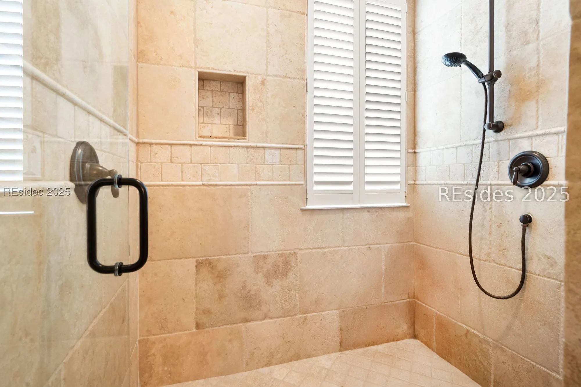 Property Slideshow image 23 of 71 | 10 anchor bay ct, Bluffton, SC, 29910