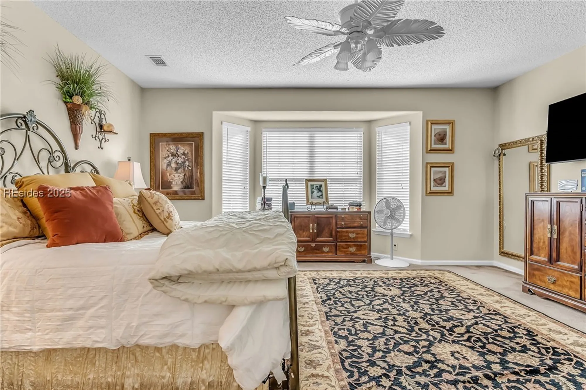 Property Slideshow image 15 of 33 | 1 landmark ln, Bluffton, SC, 29909