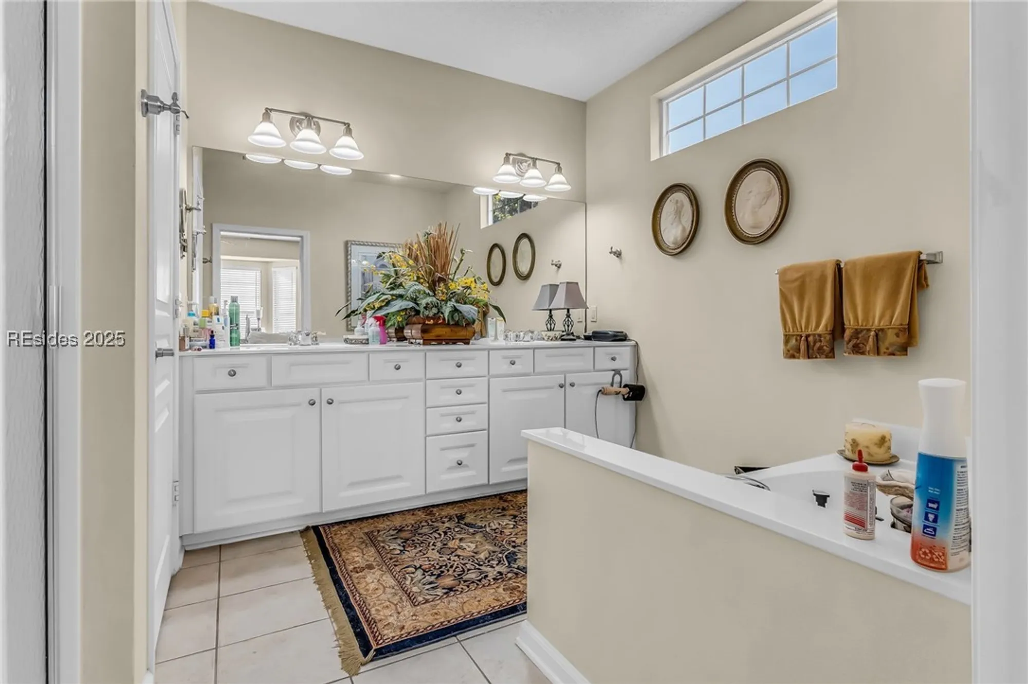 Property Slideshow image 18 of 33 | 1 landmark ln, Bluffton, SC, 29909